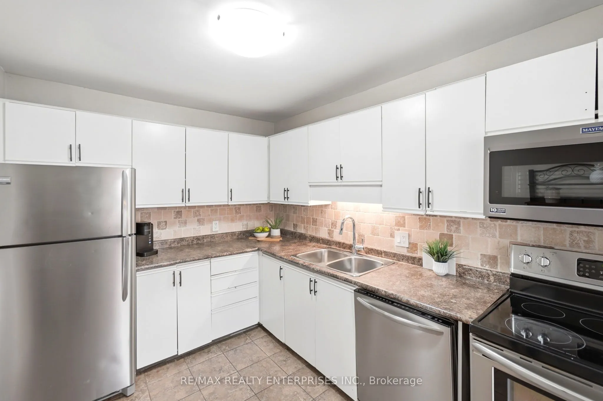 2200 Glenwood School Drive #35