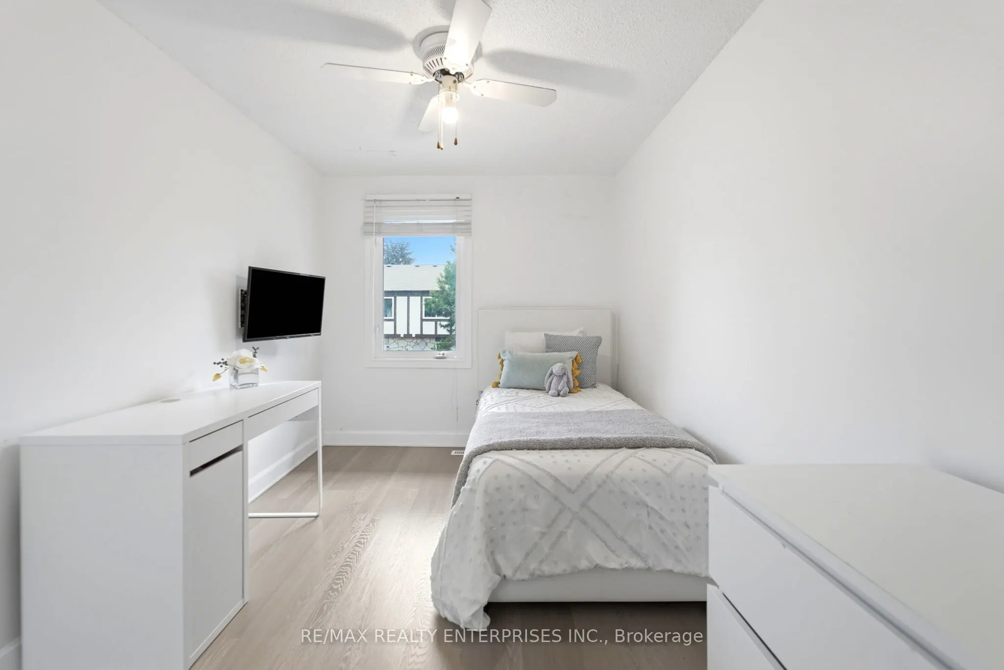 2200 Glenwood School Drive #35