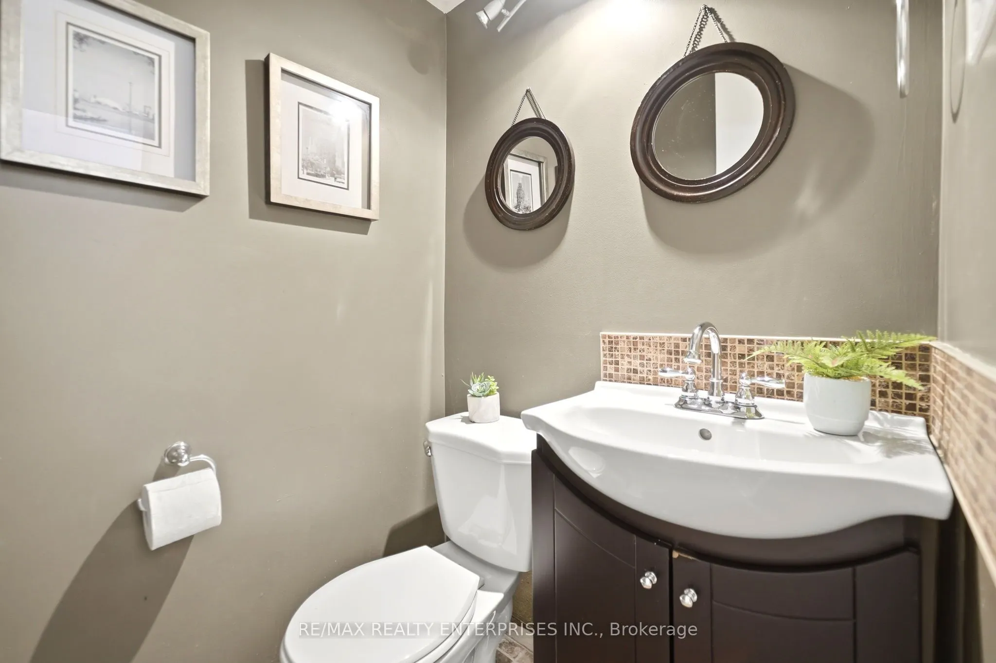 2200 Glenwood School Drive #35