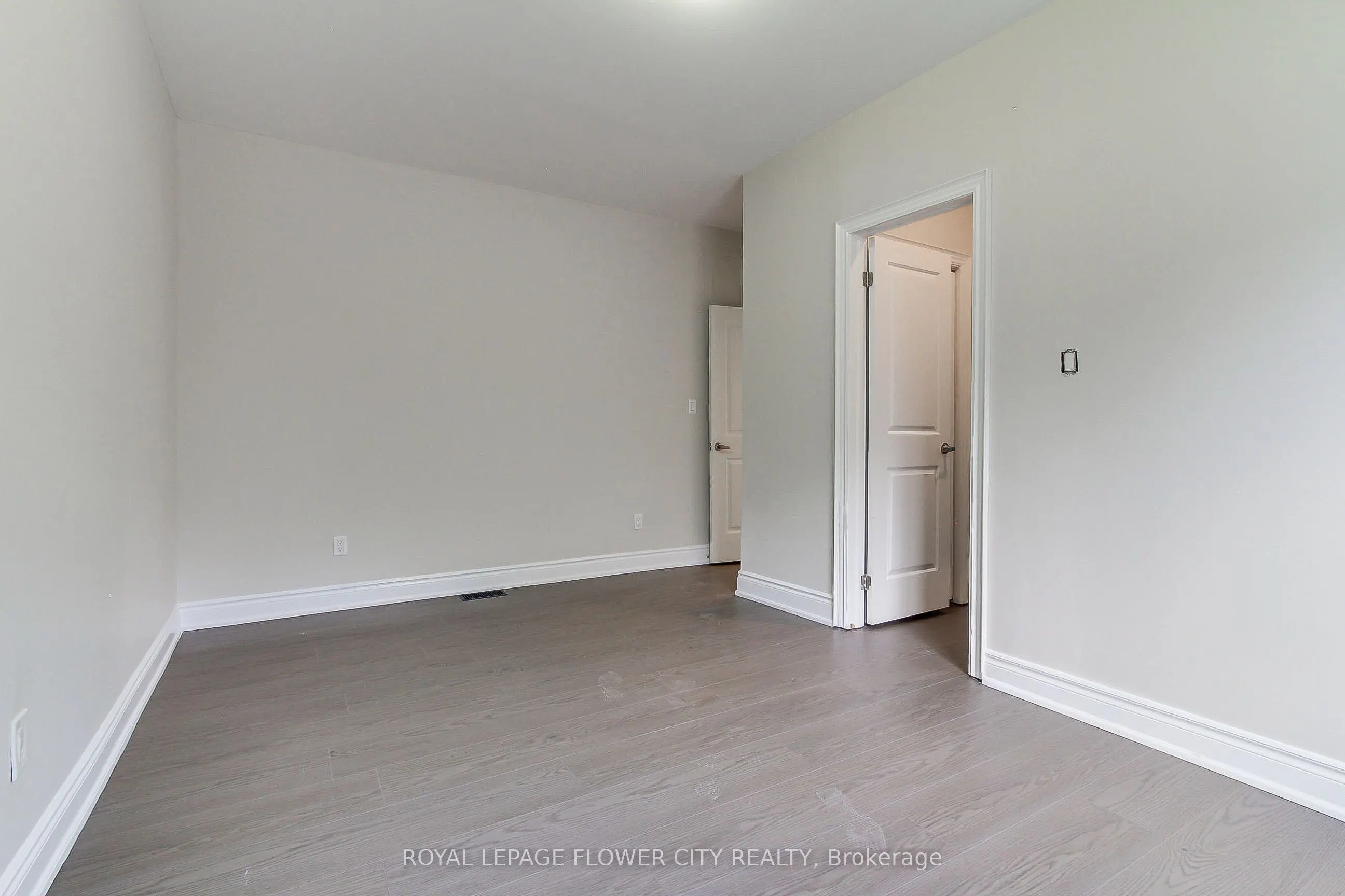 24 John Street #Main Floor