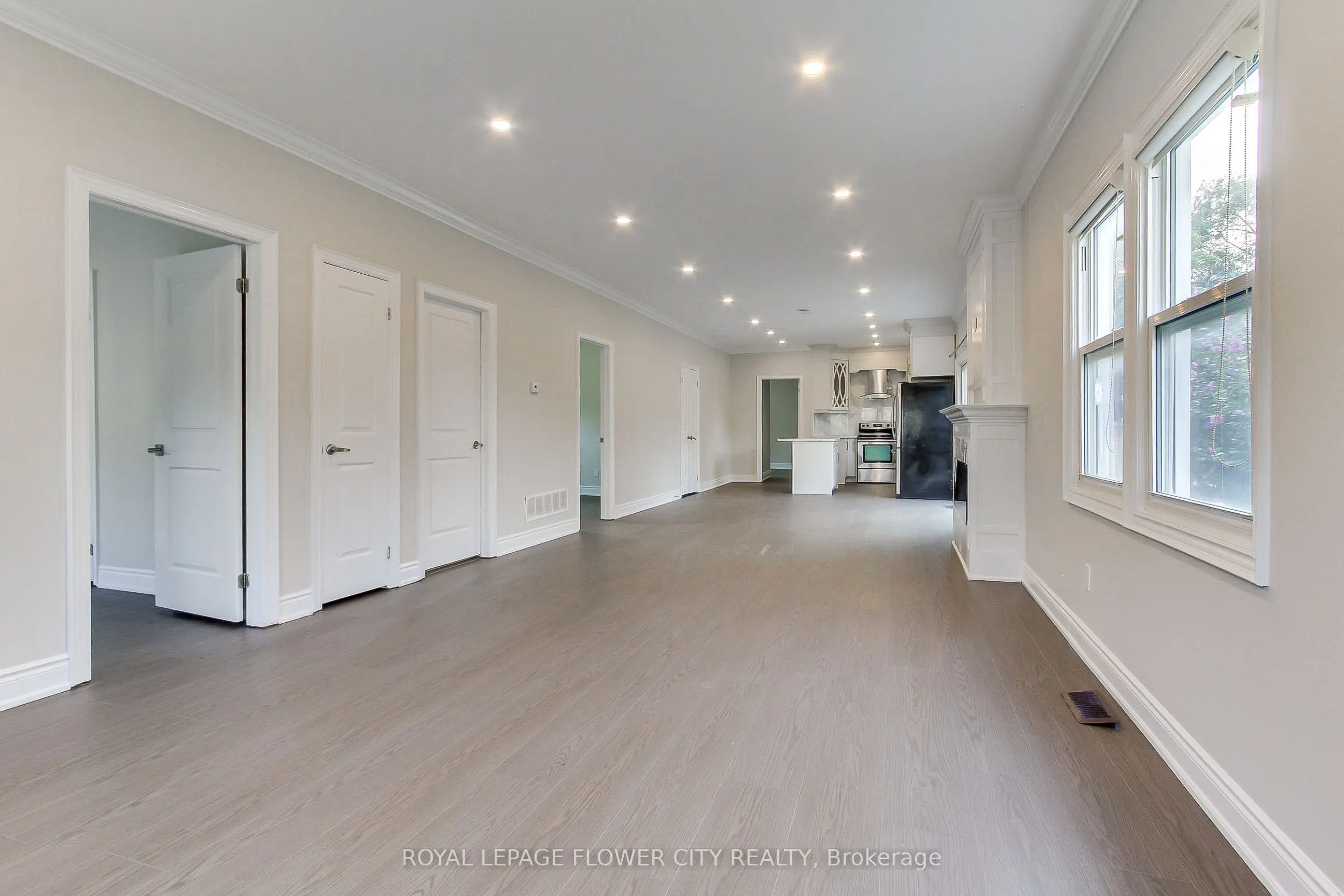 24 John Street #Main Floor