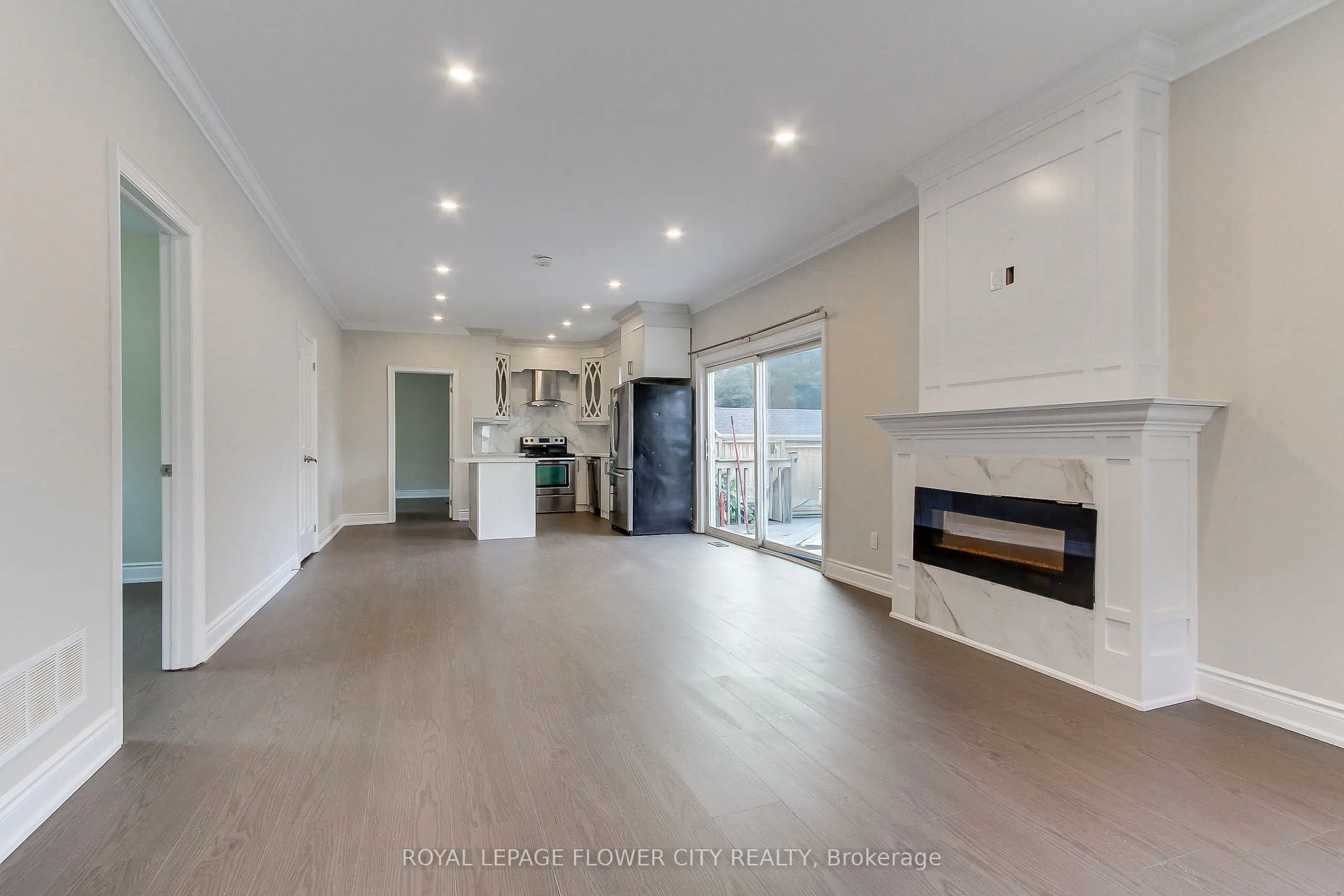 24 John Street #Main Floor
