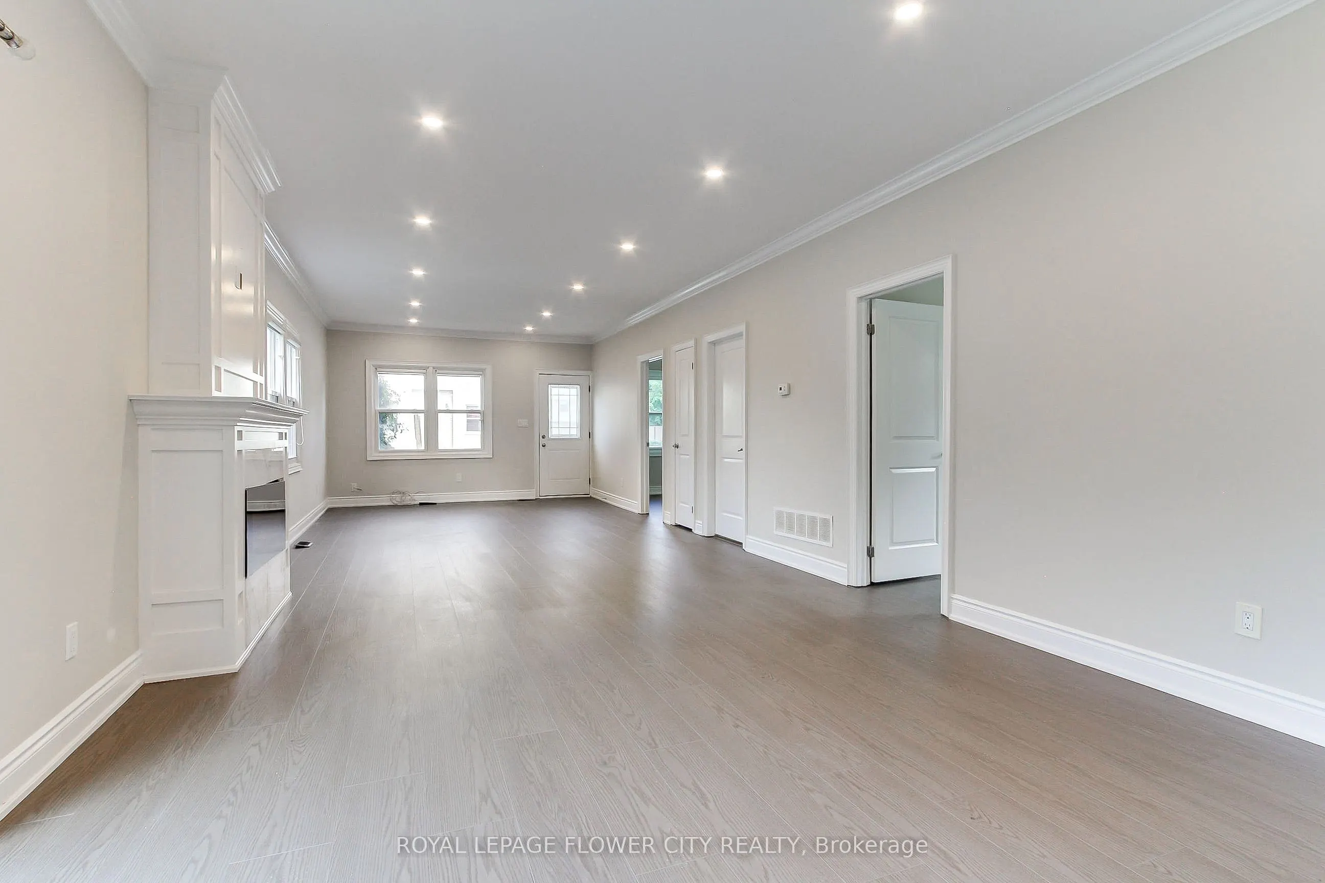 24 John Street #Main Floor