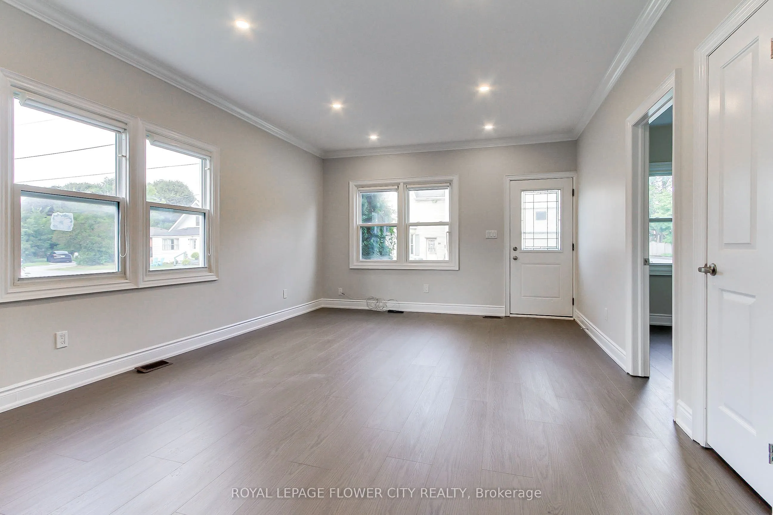 24 John Street #Main Floor