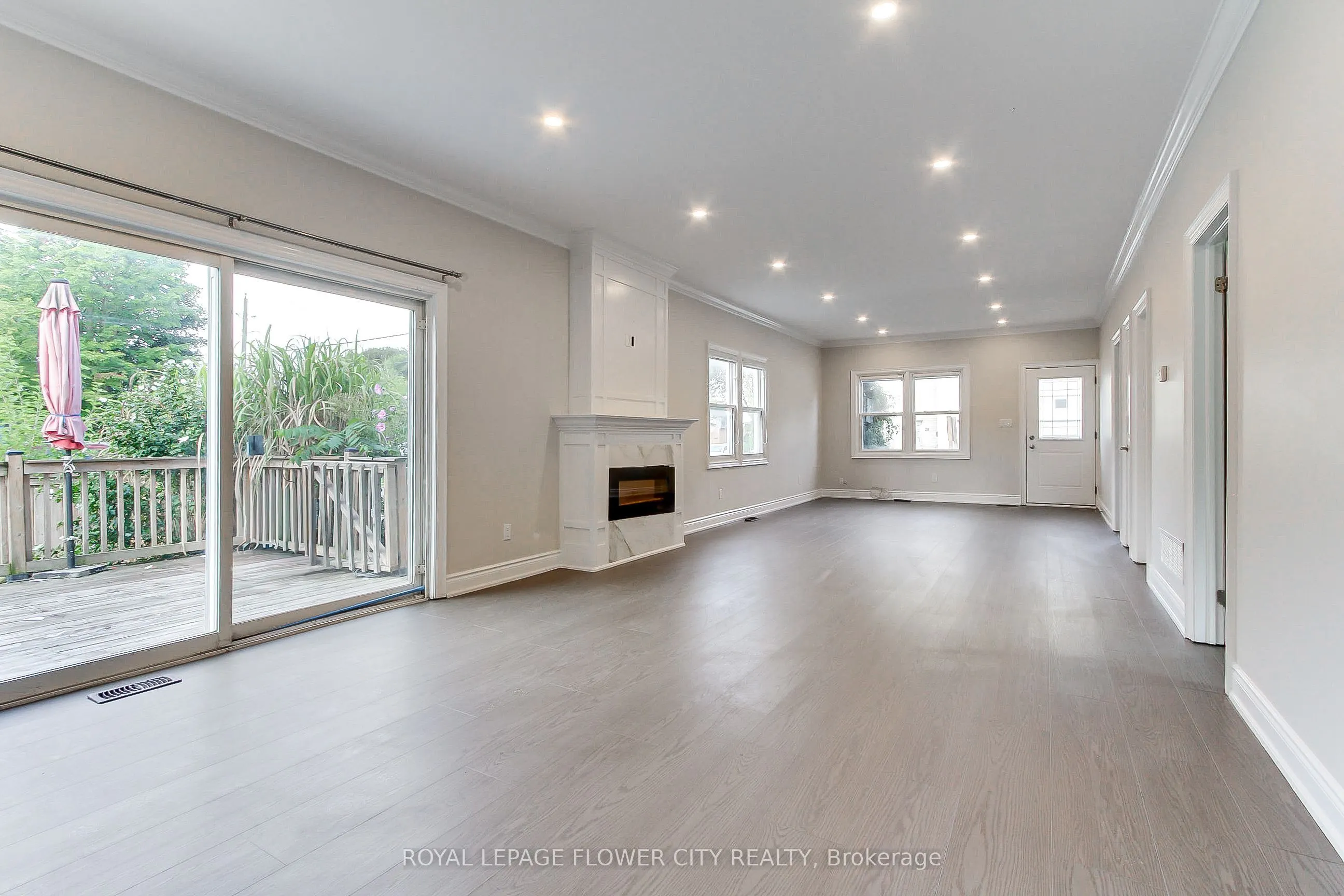 24 John Street #Main Floor