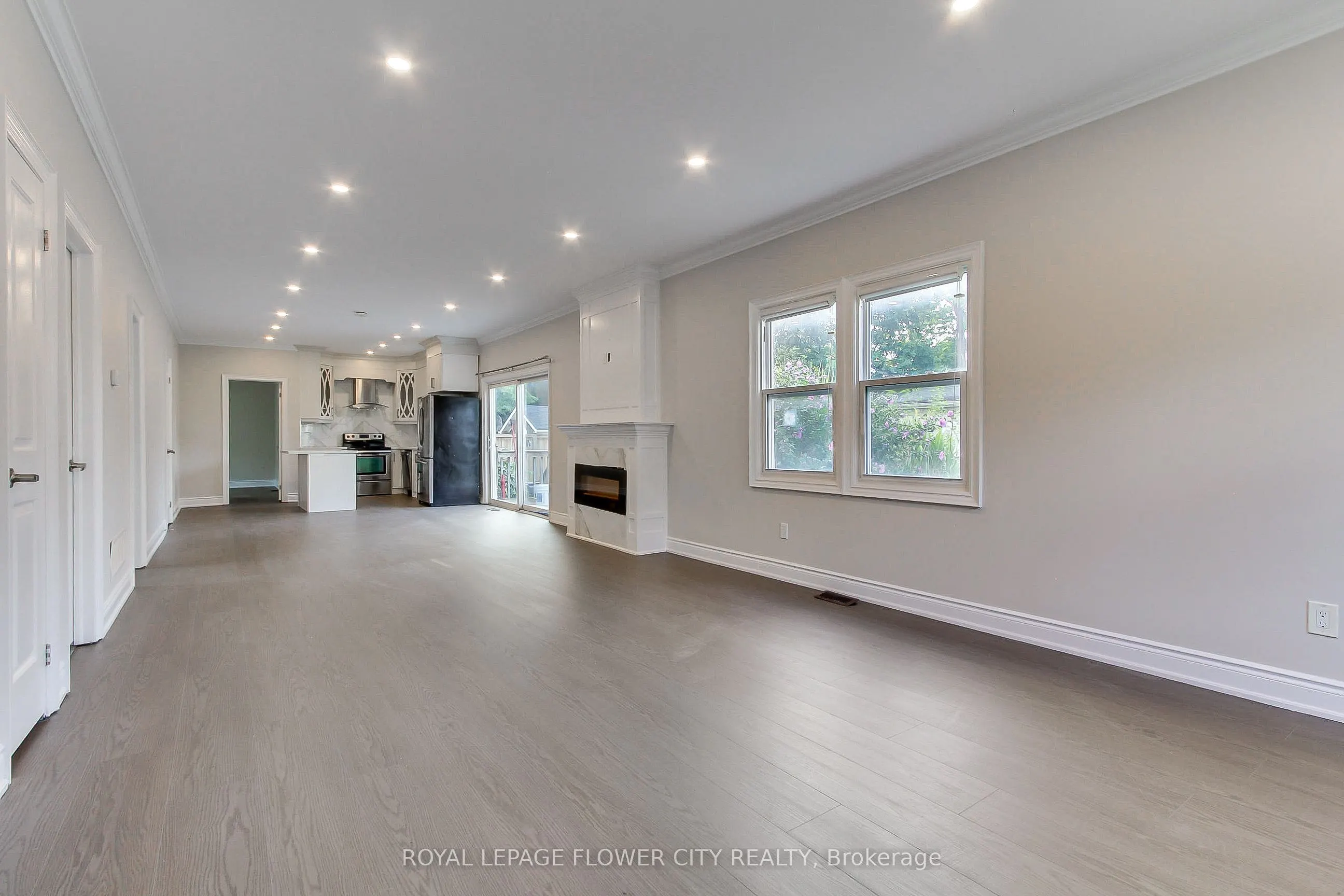 24 John Street #Main Floor