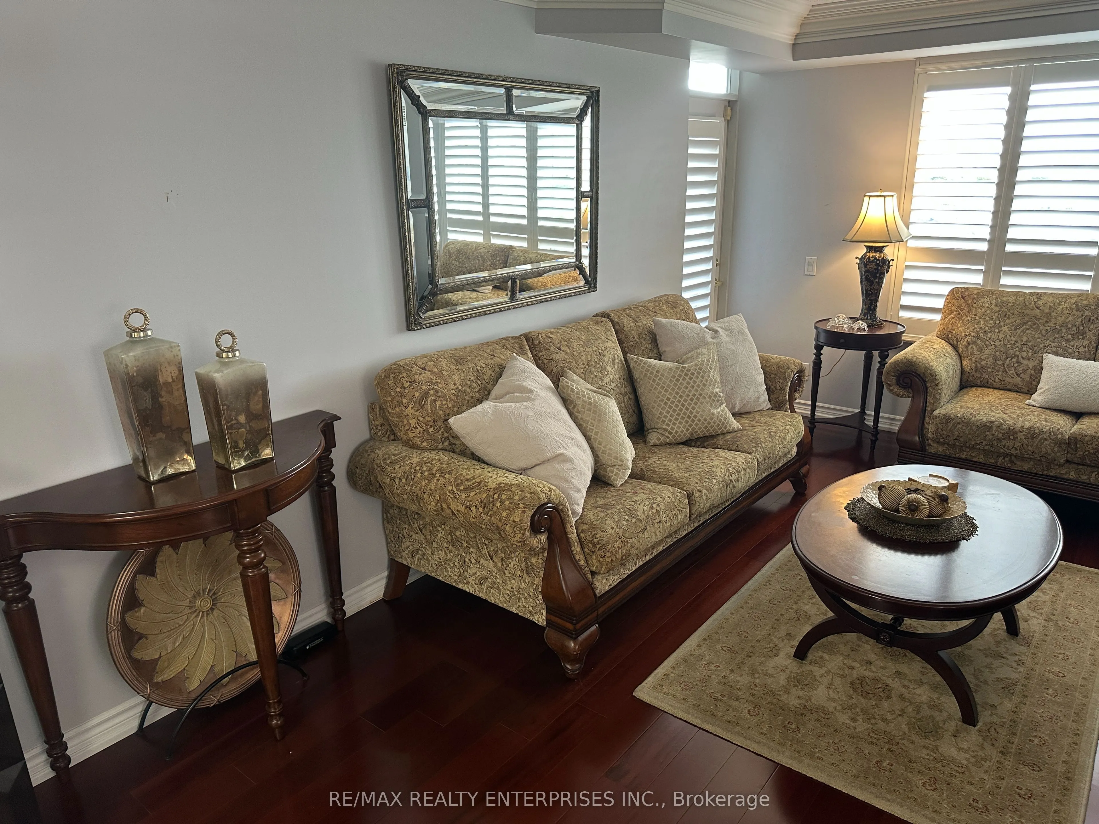 35 Kingsbridge Garden Circle W #711