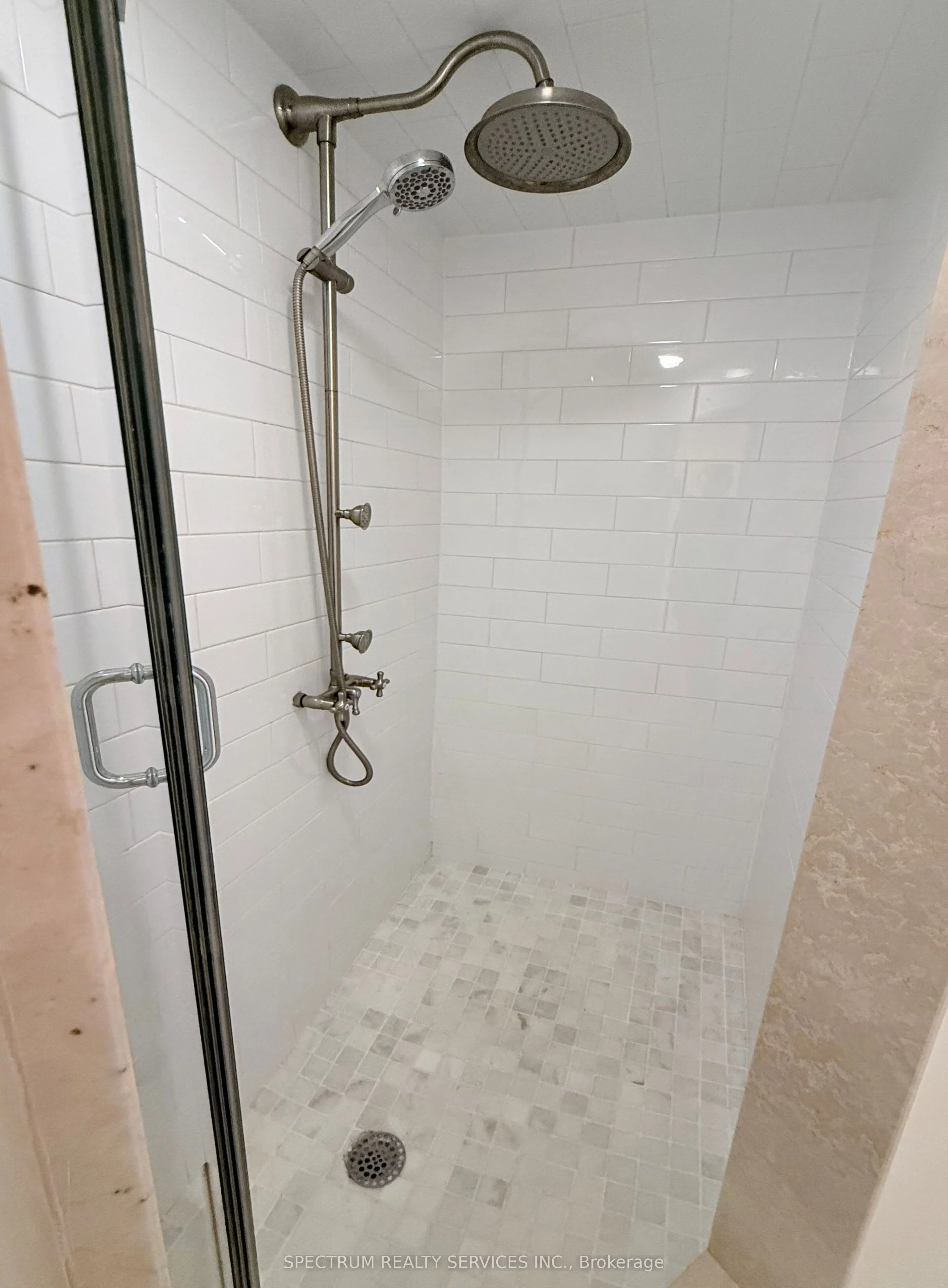 172 Queenslea Avenue #Lower