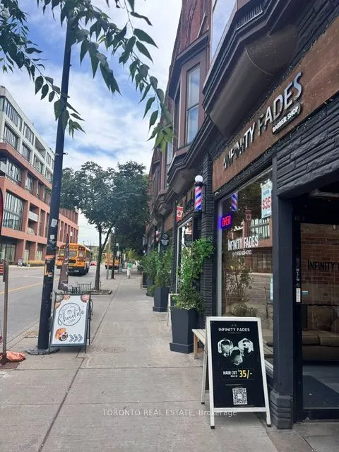 2741 Dundas Street W #Main