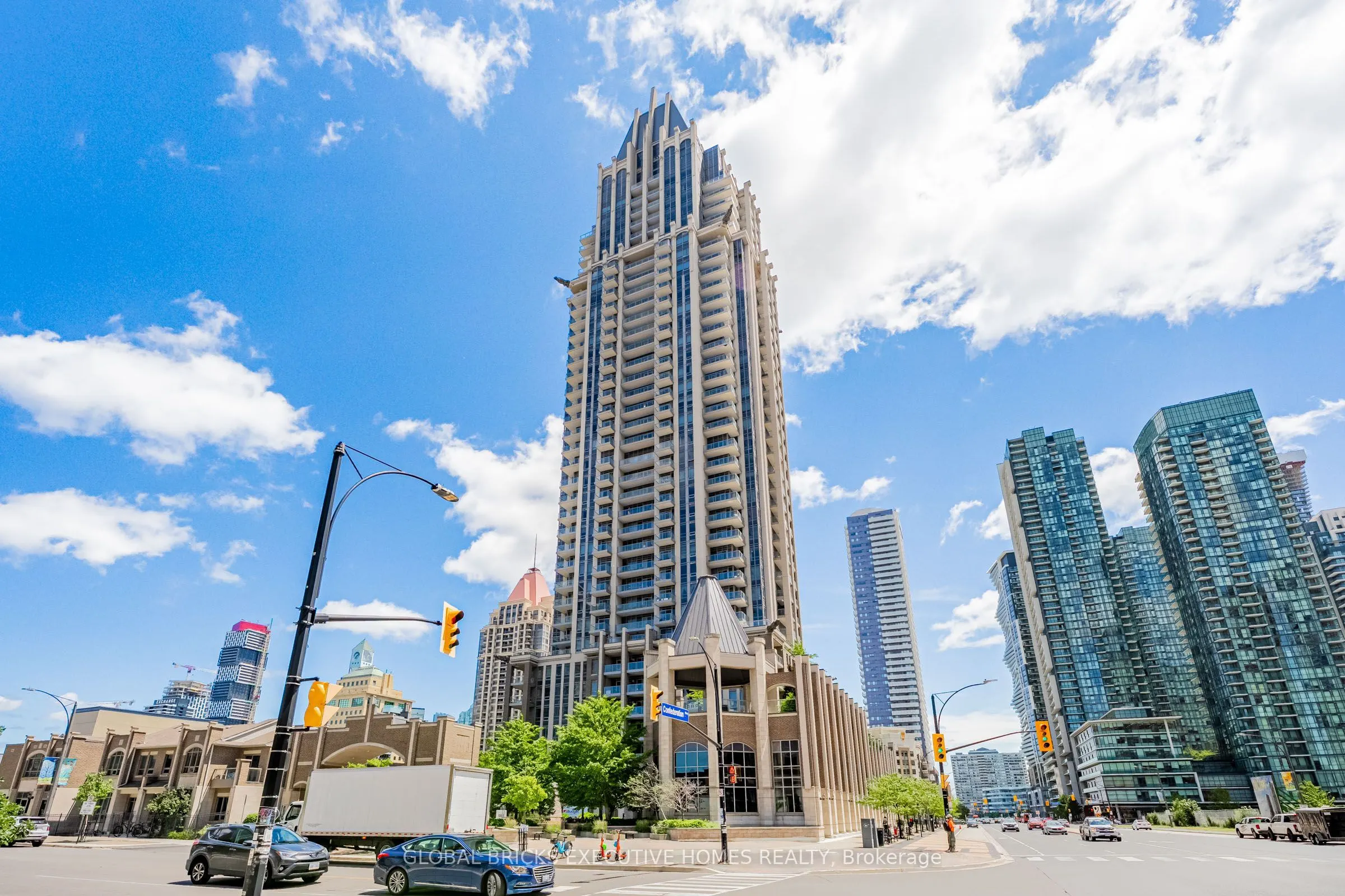 388 Prince of Wales Drive #2911