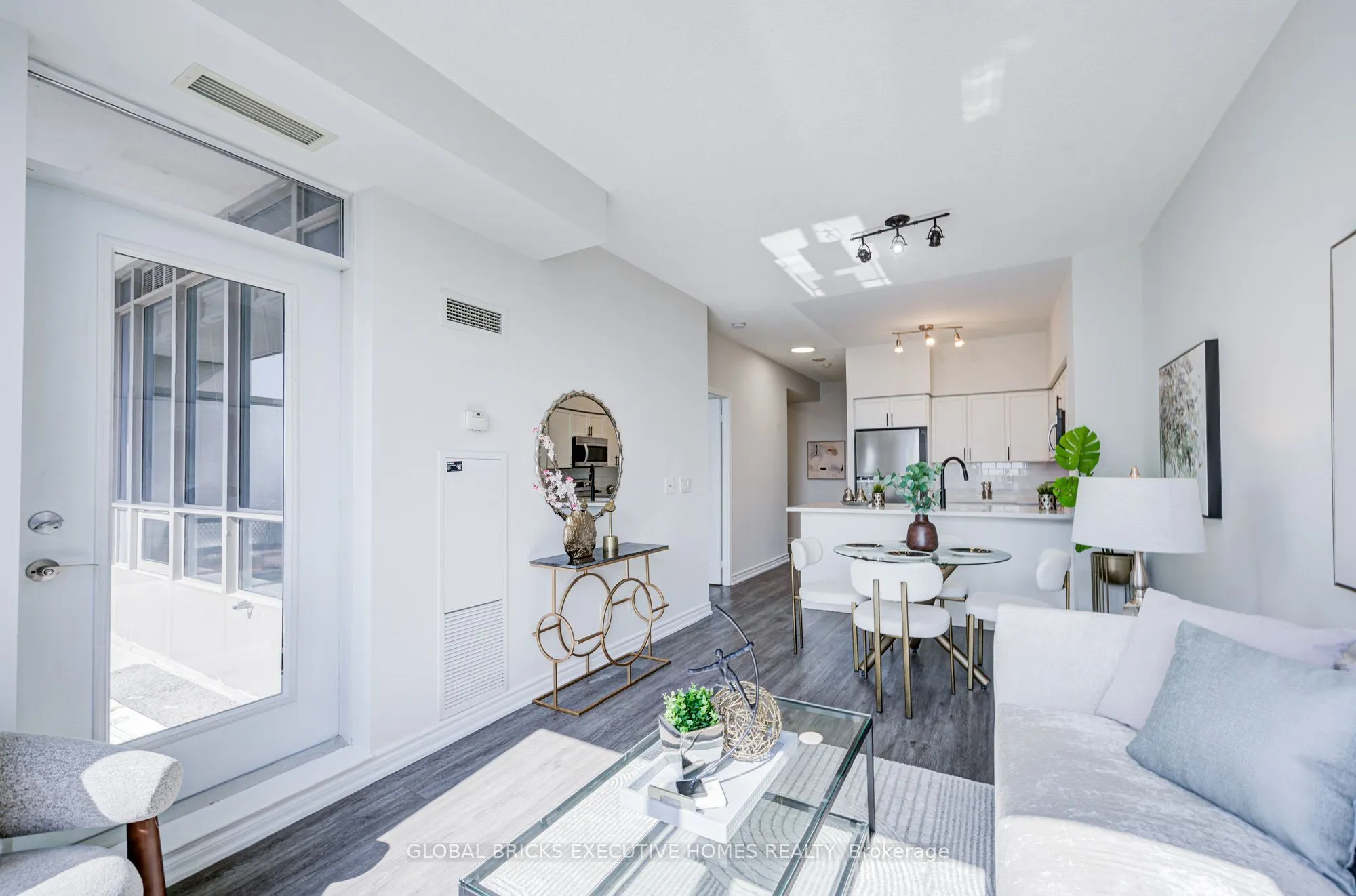 388 Prince of Wales Drive #2911
