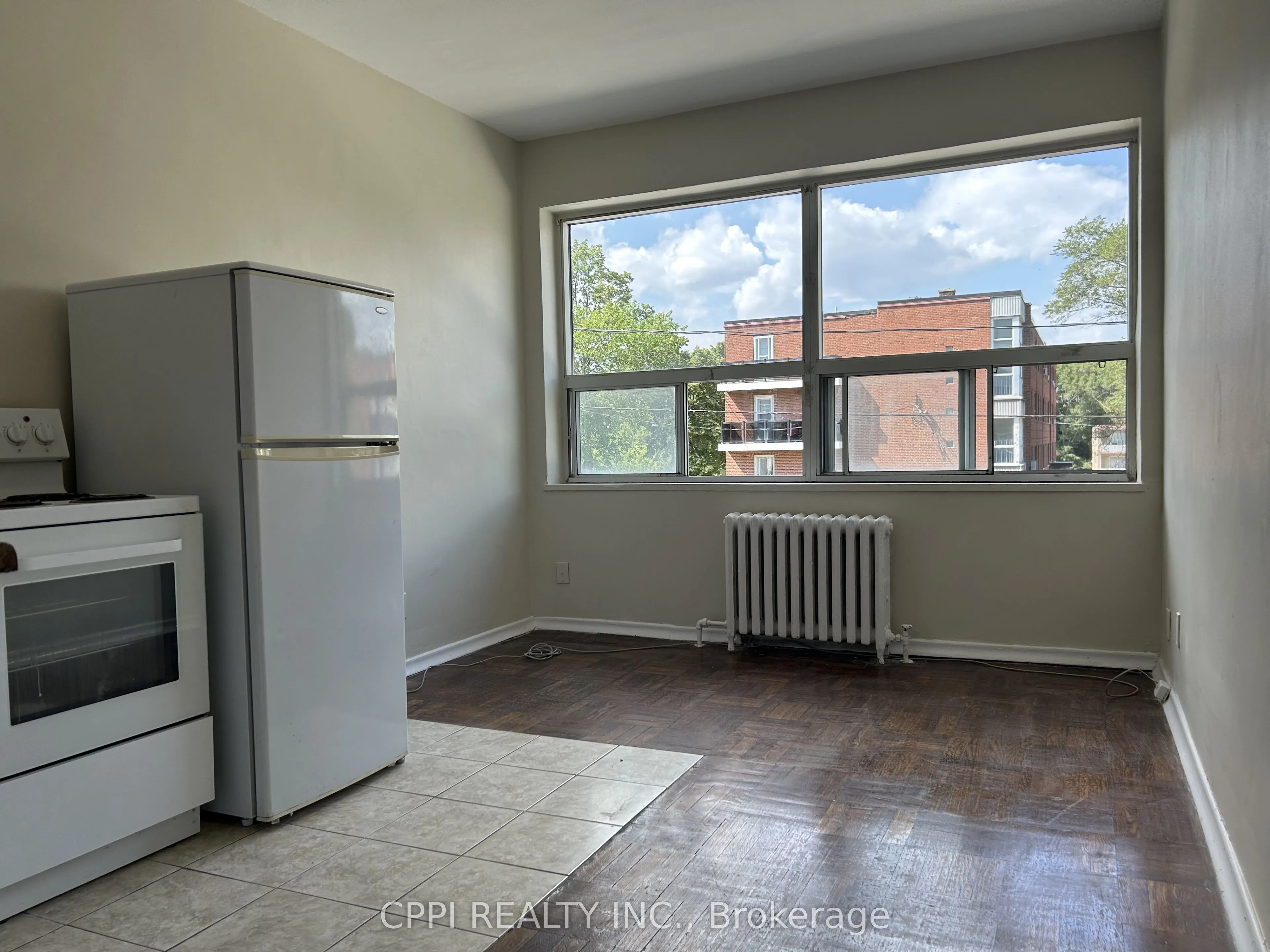 3 Hill Heights Road #210