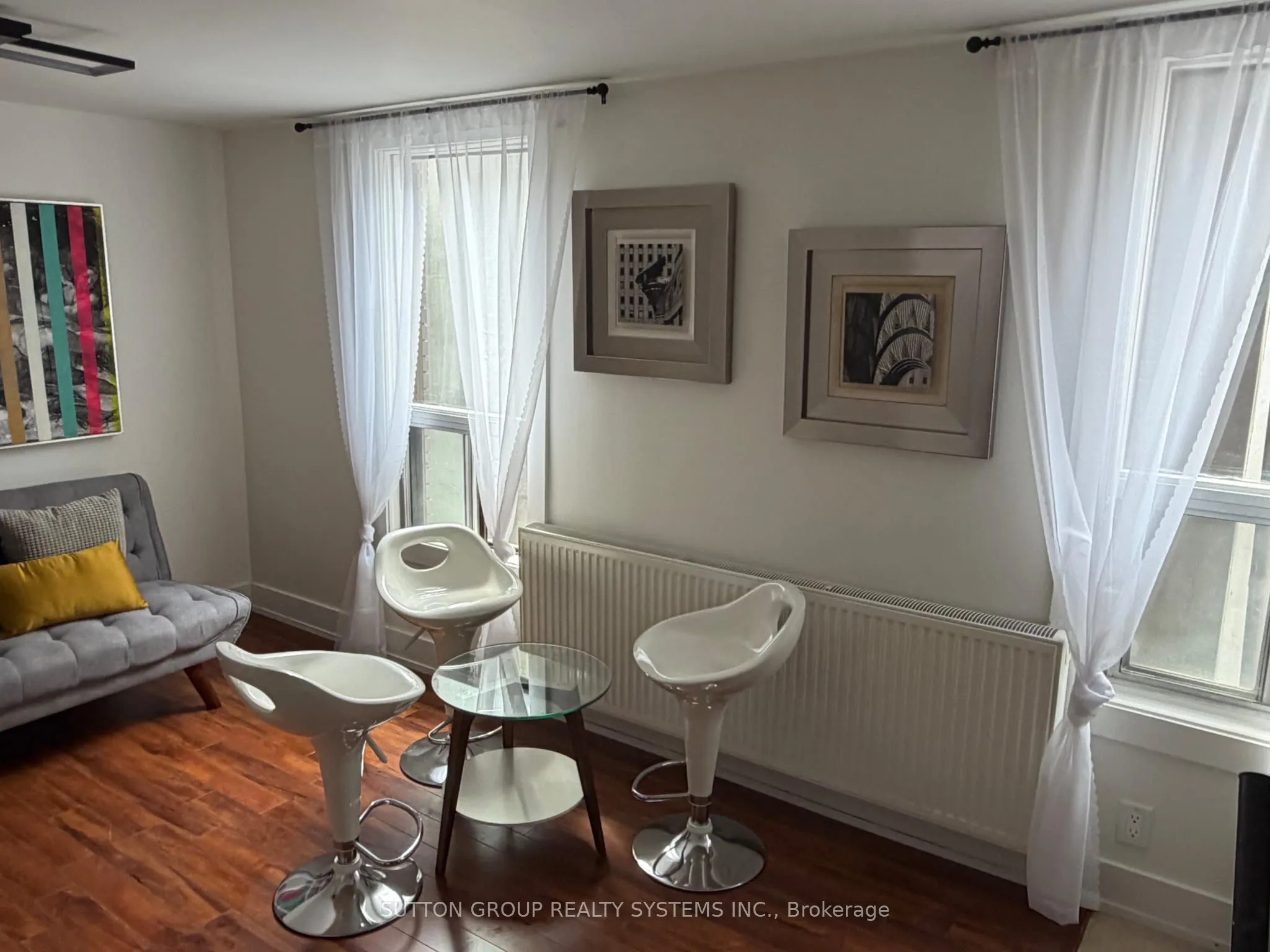 2886 Lake Shore Boulevard W #1