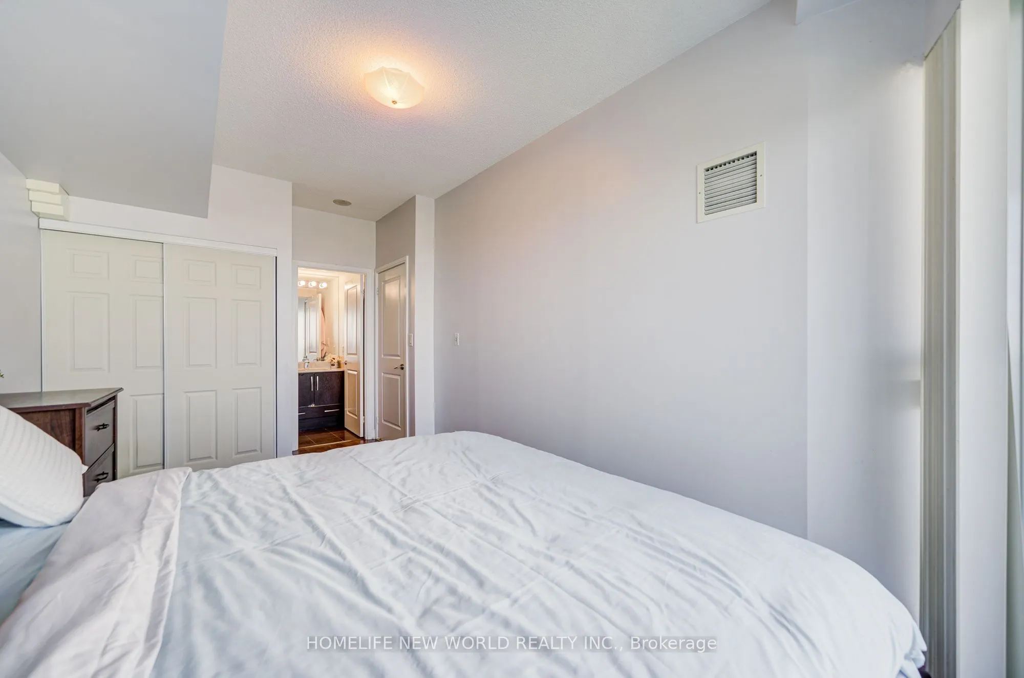 60 Absolute Avenue #4906