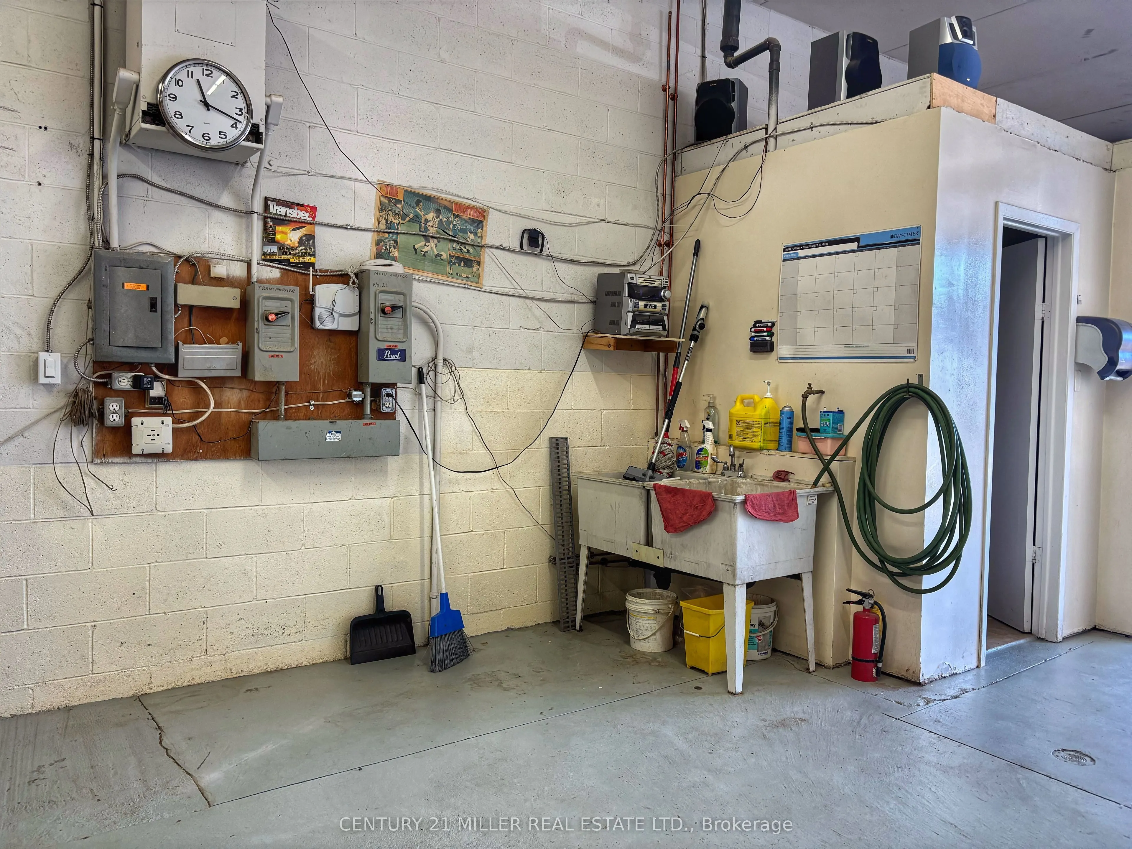 1260 Speers Road #11