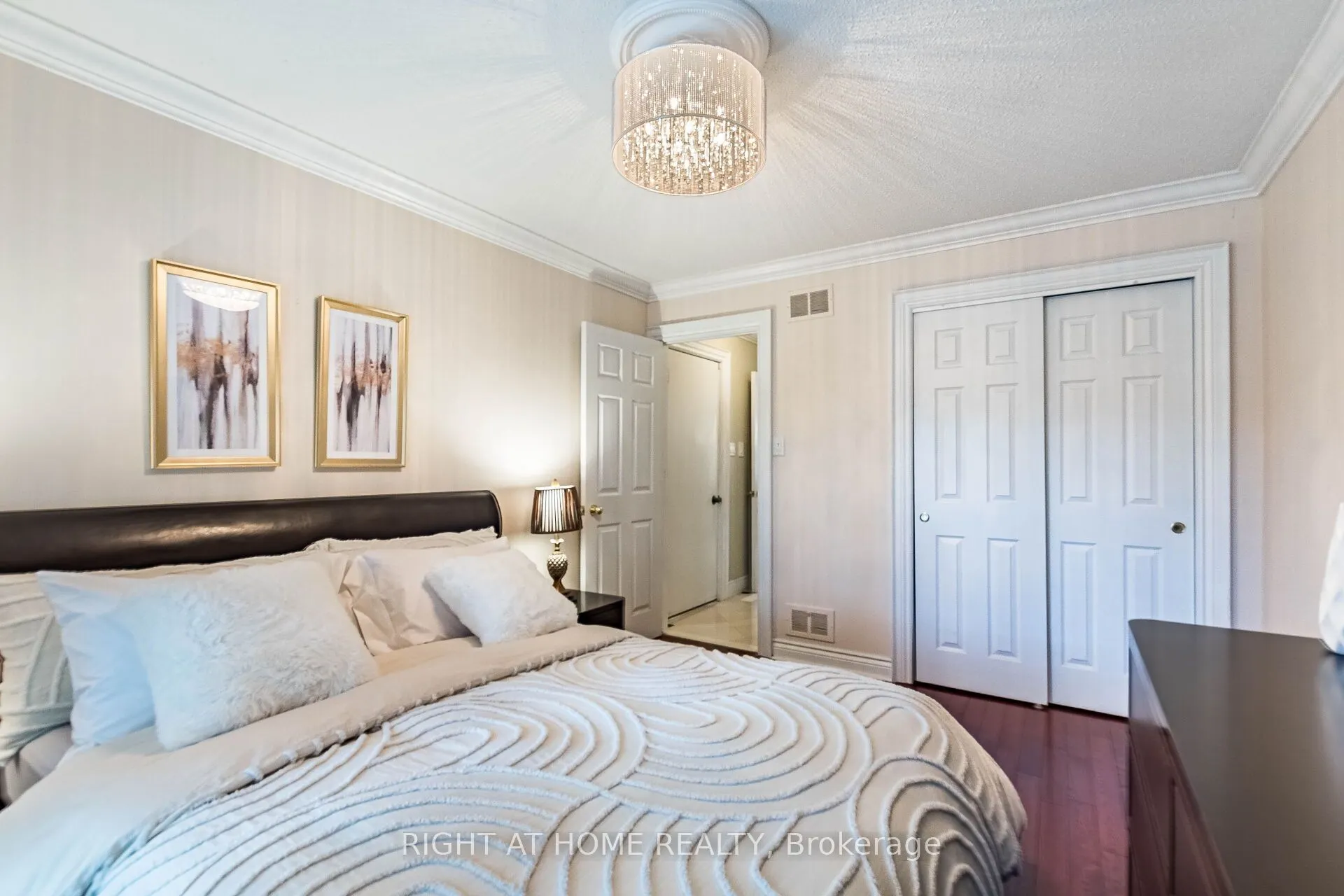 2029 Saint Andrew's Place