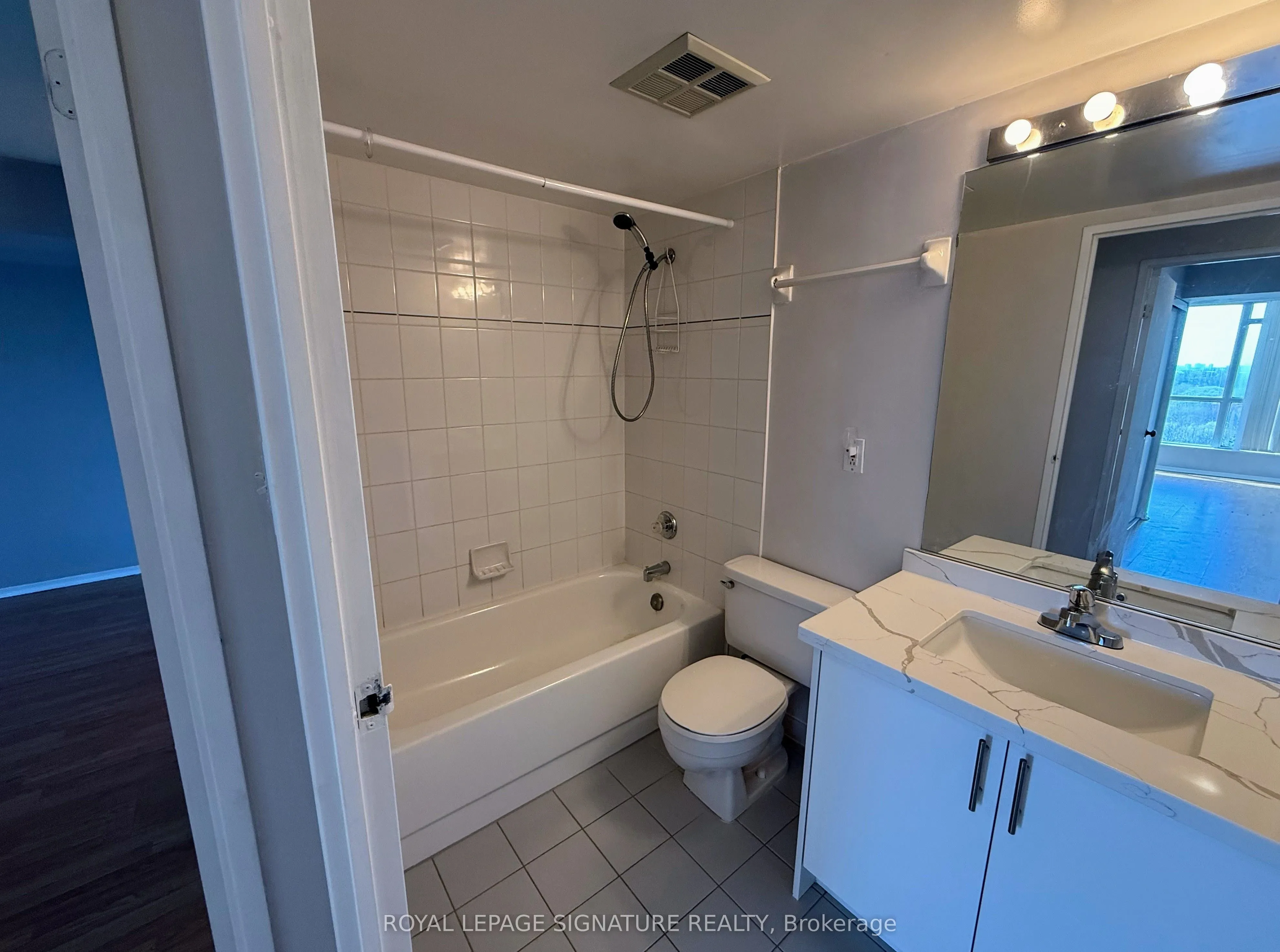 3 Rowntree Road #407
