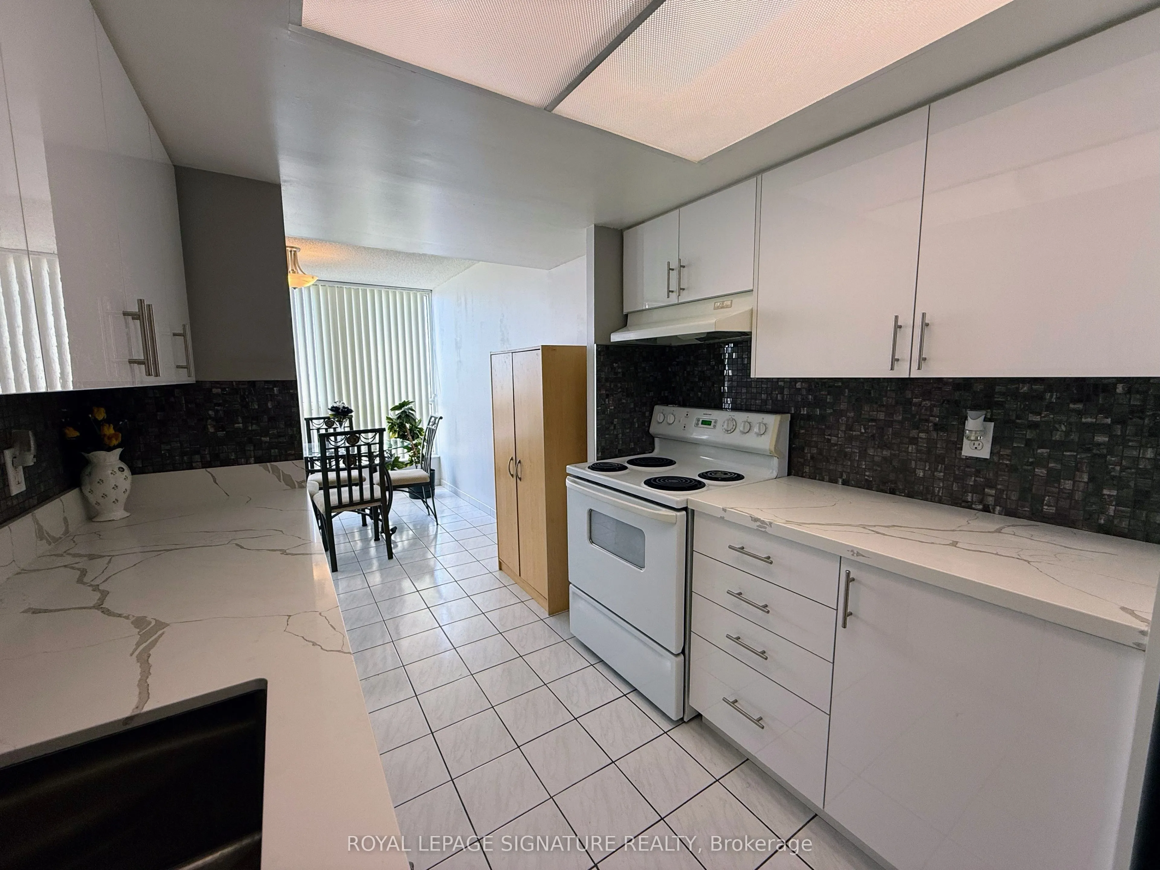 3 Rowntree Road #407