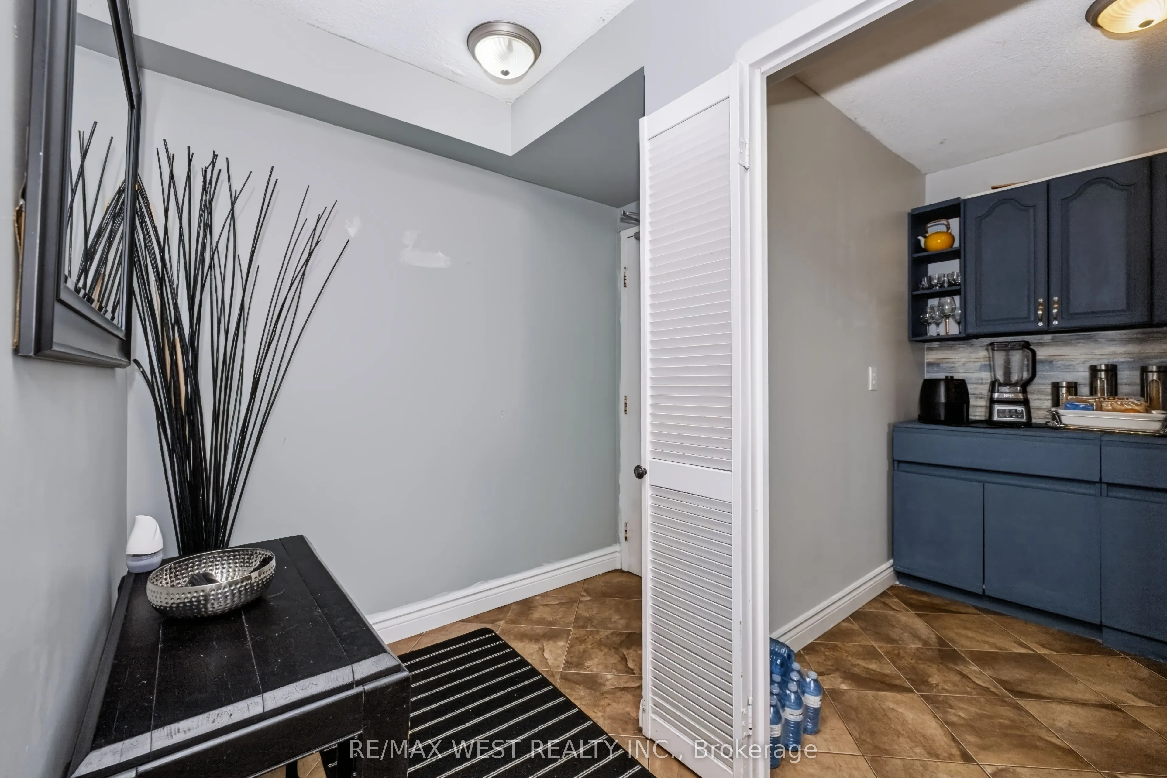 75 Emmett Avenue #2307