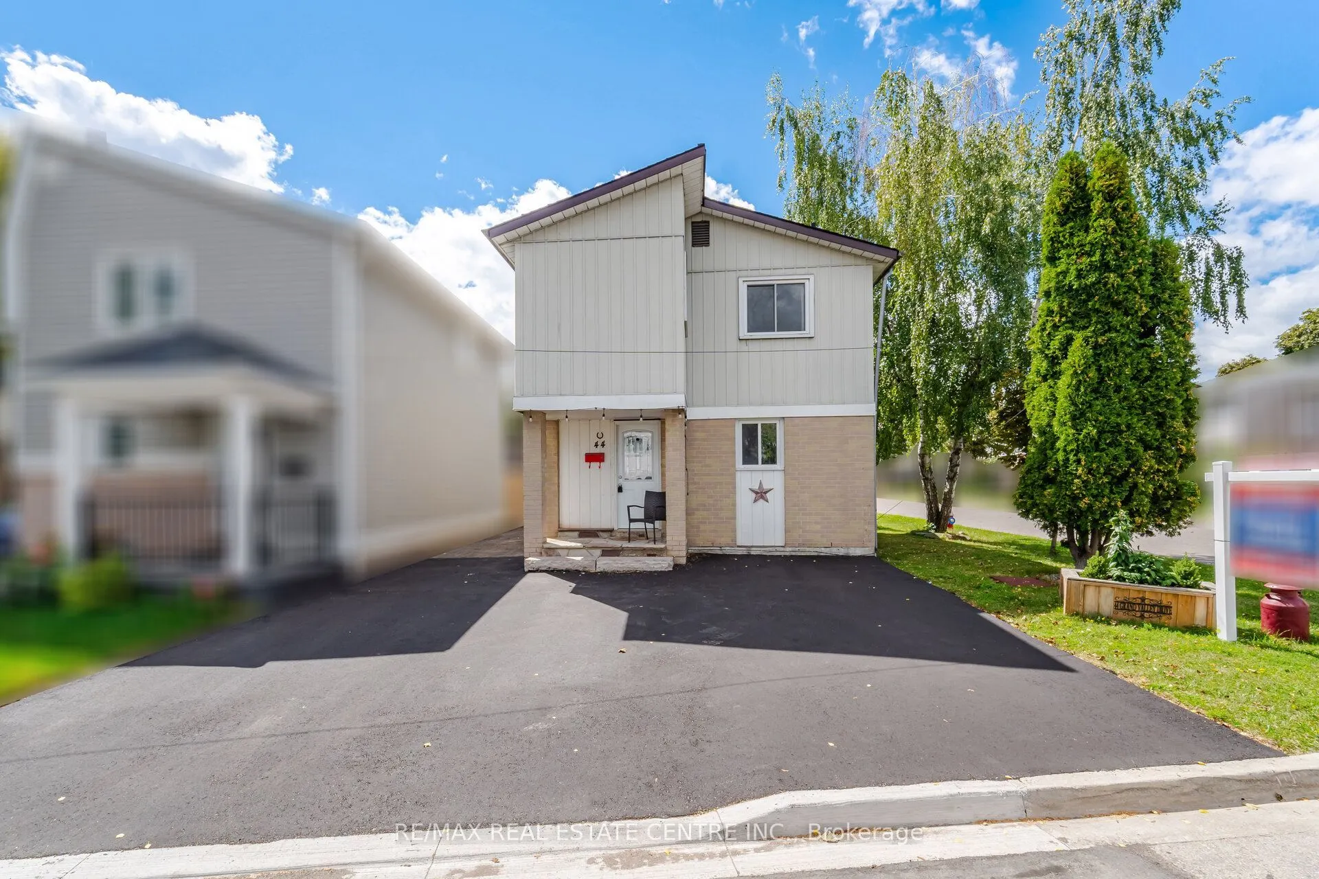 44 Grand Valley Drive