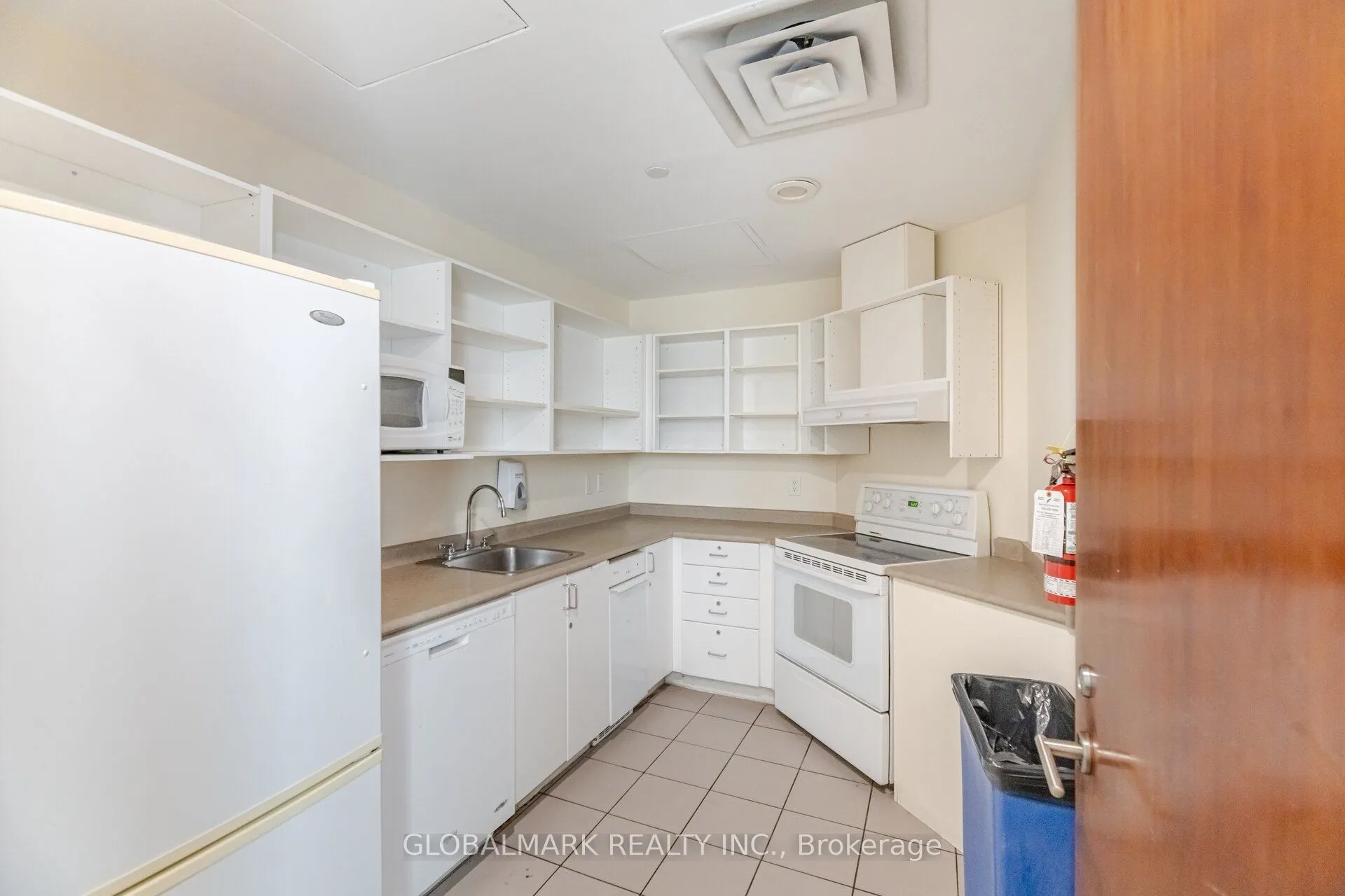 3880 duke of york Boulevard S #Ph2