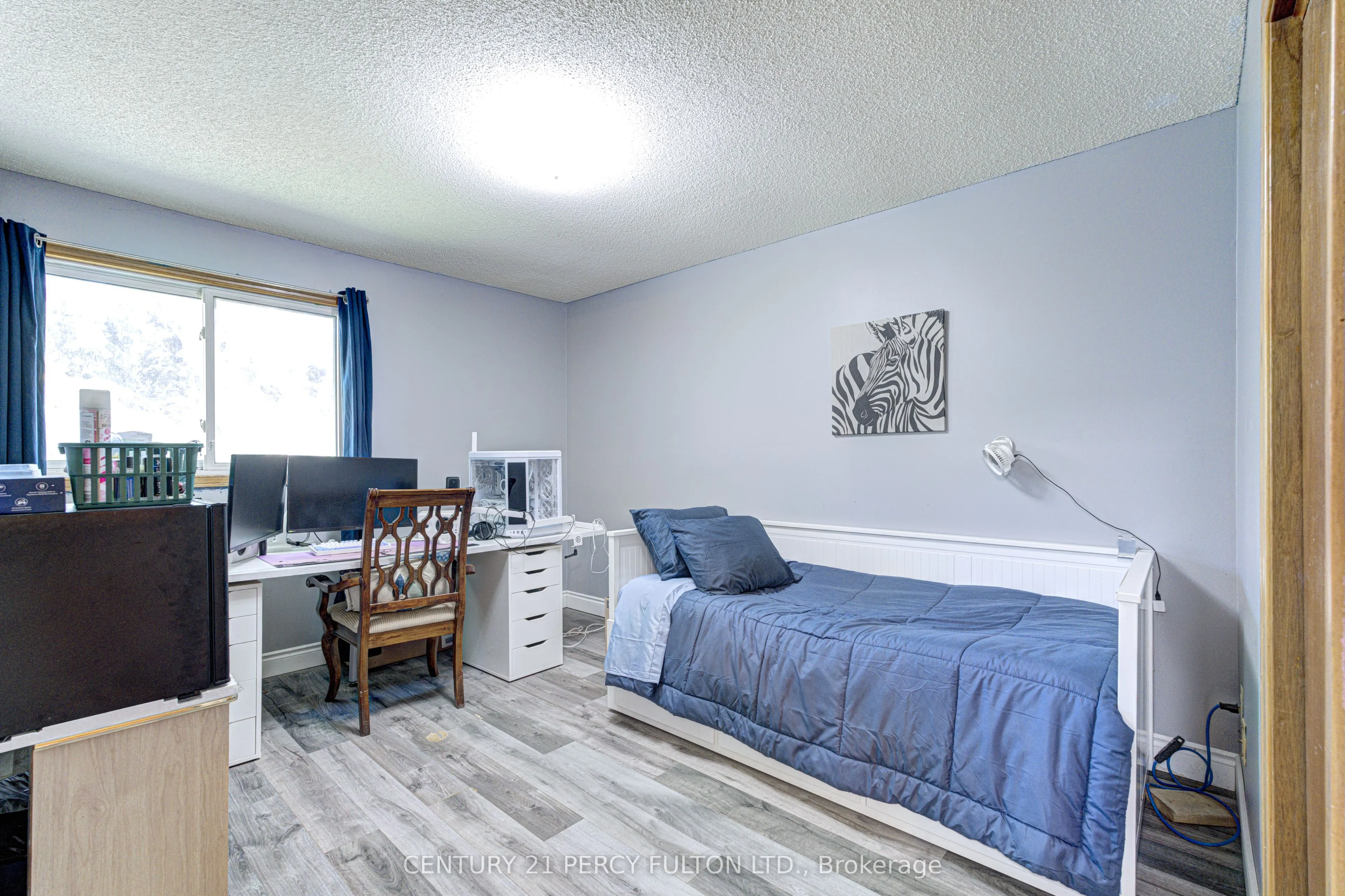 1042 Wetherby Lane