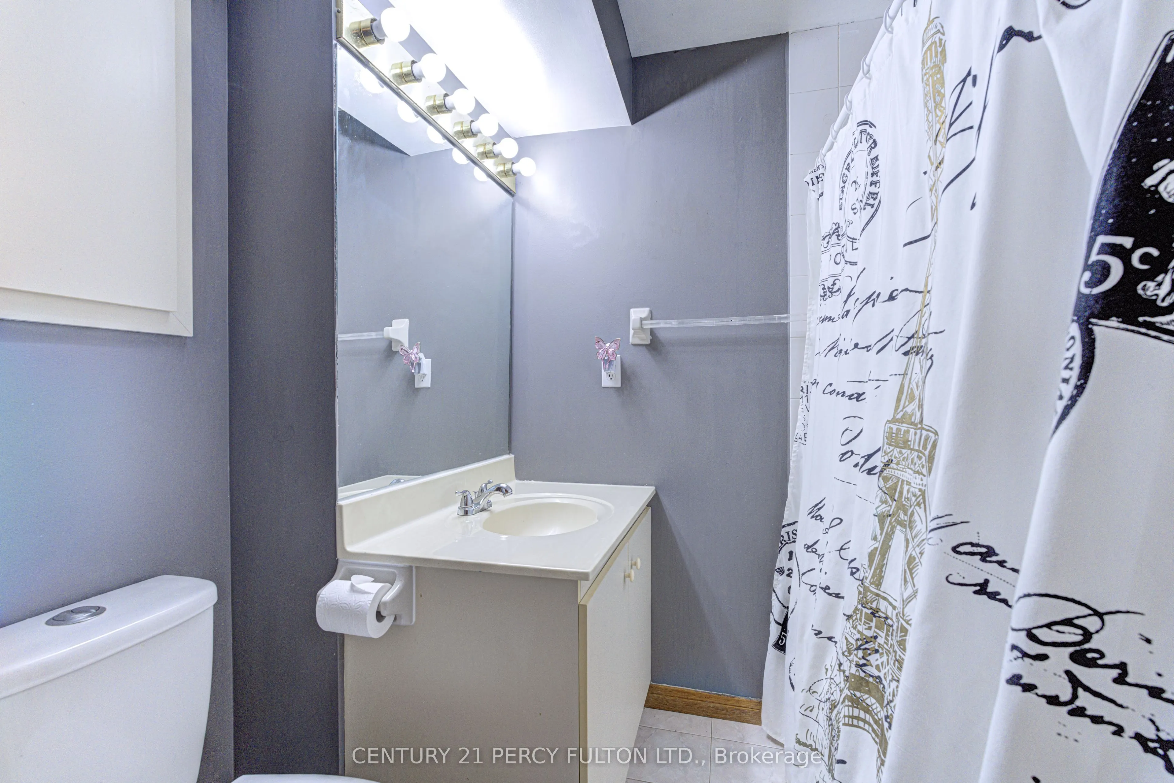 1042 Wetherby Lane