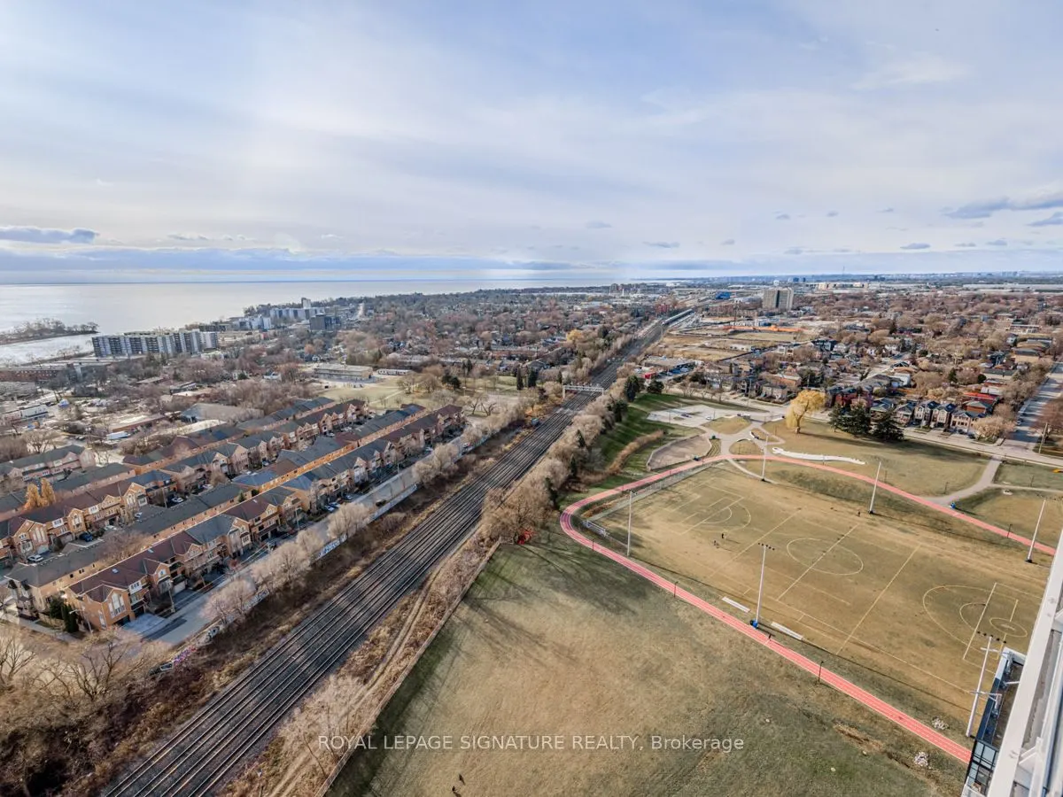 251 Manitoba Street #2704
