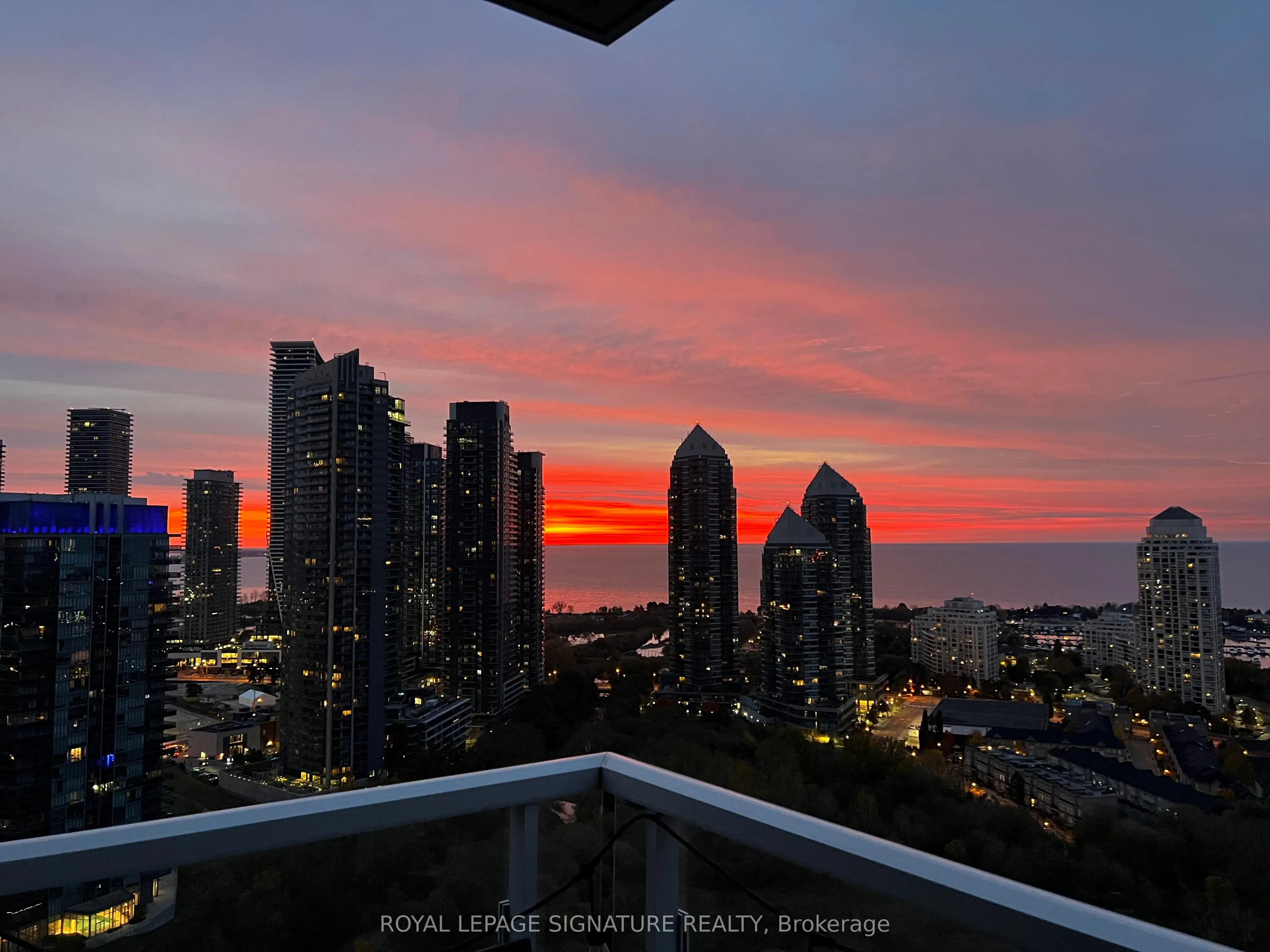 251 Manitoba Street #2704