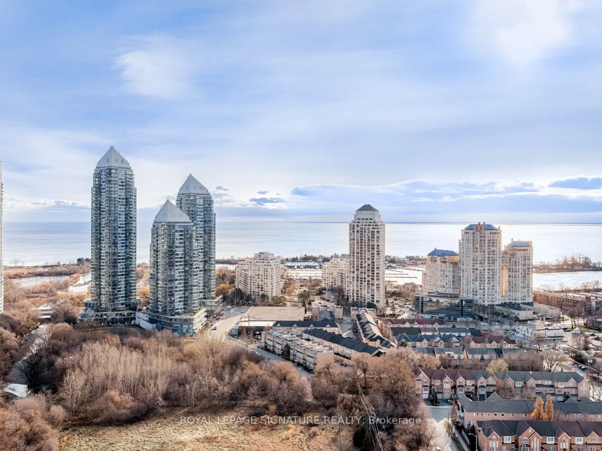 251 Manitoba Street #2704