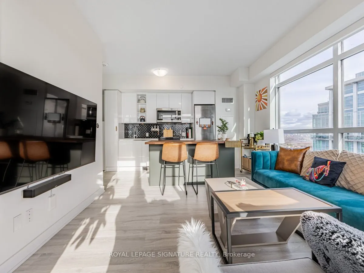 251 Manitoba Street #2704