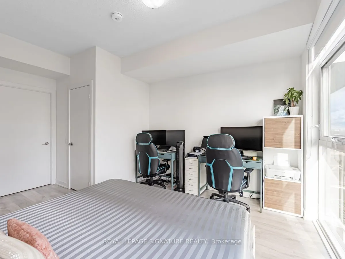 251 Manitoba Street #2704
