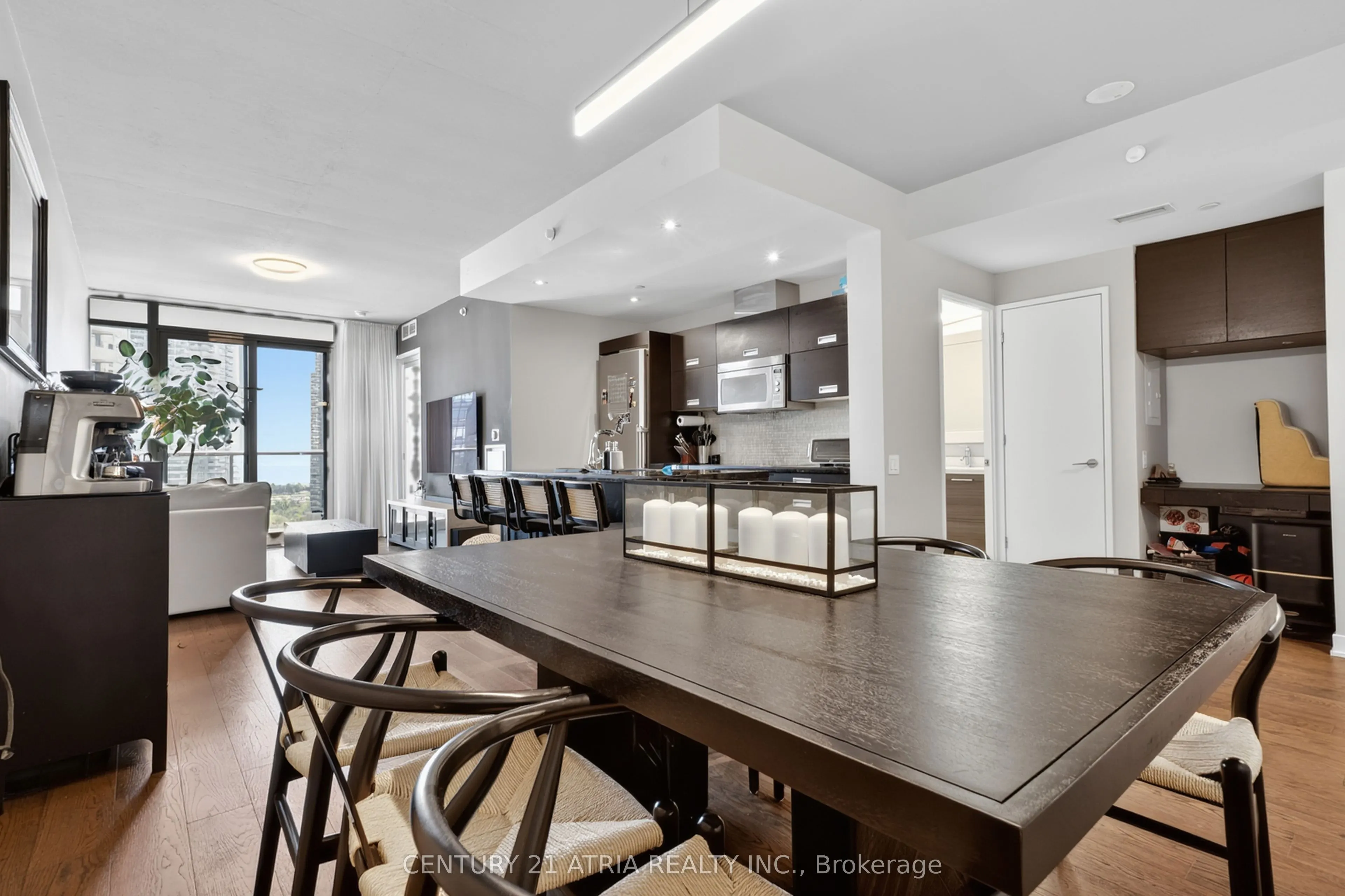 88 Park Lawn Road #1806