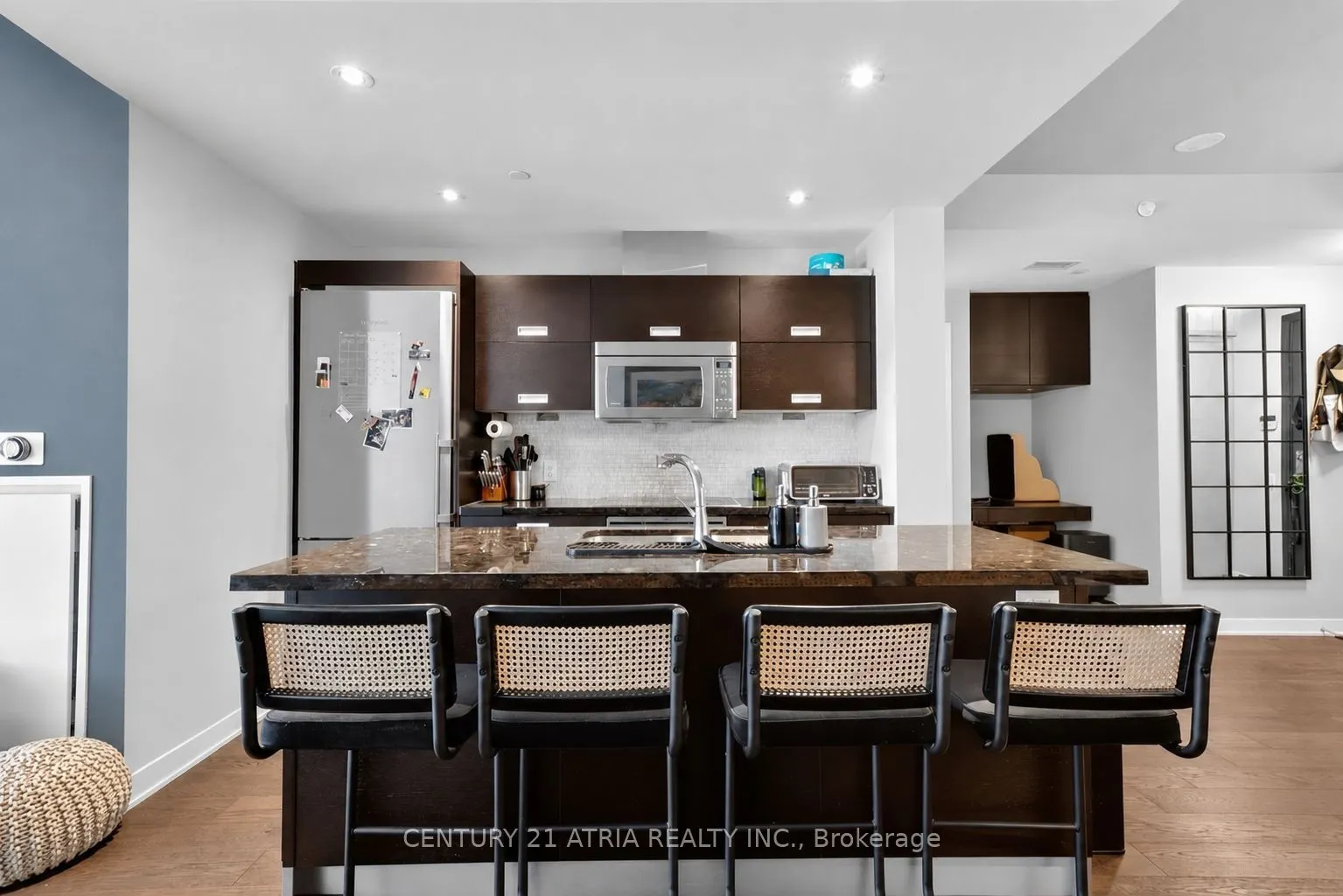 88 Park Lawn Road #1806