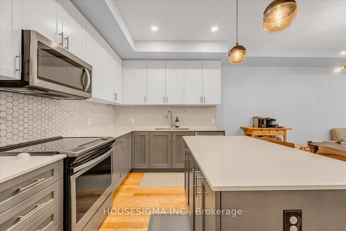 1190 Cawthra Road #606