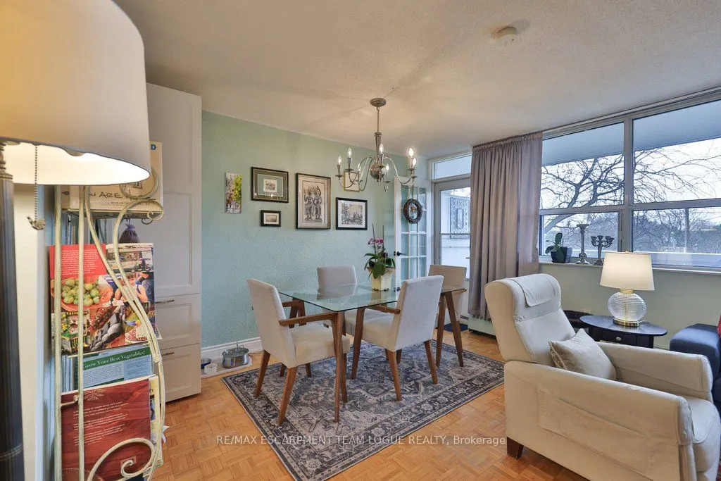 2263 Marine Drive #301