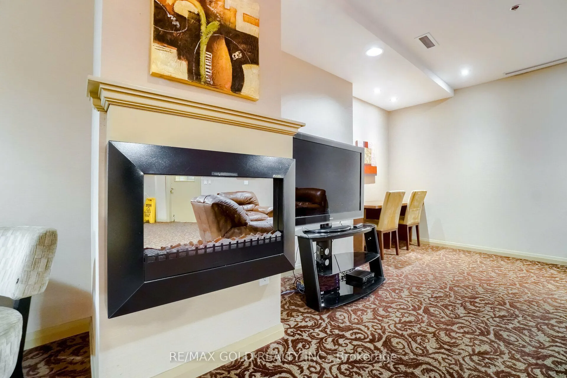 220 Forum Drive #102