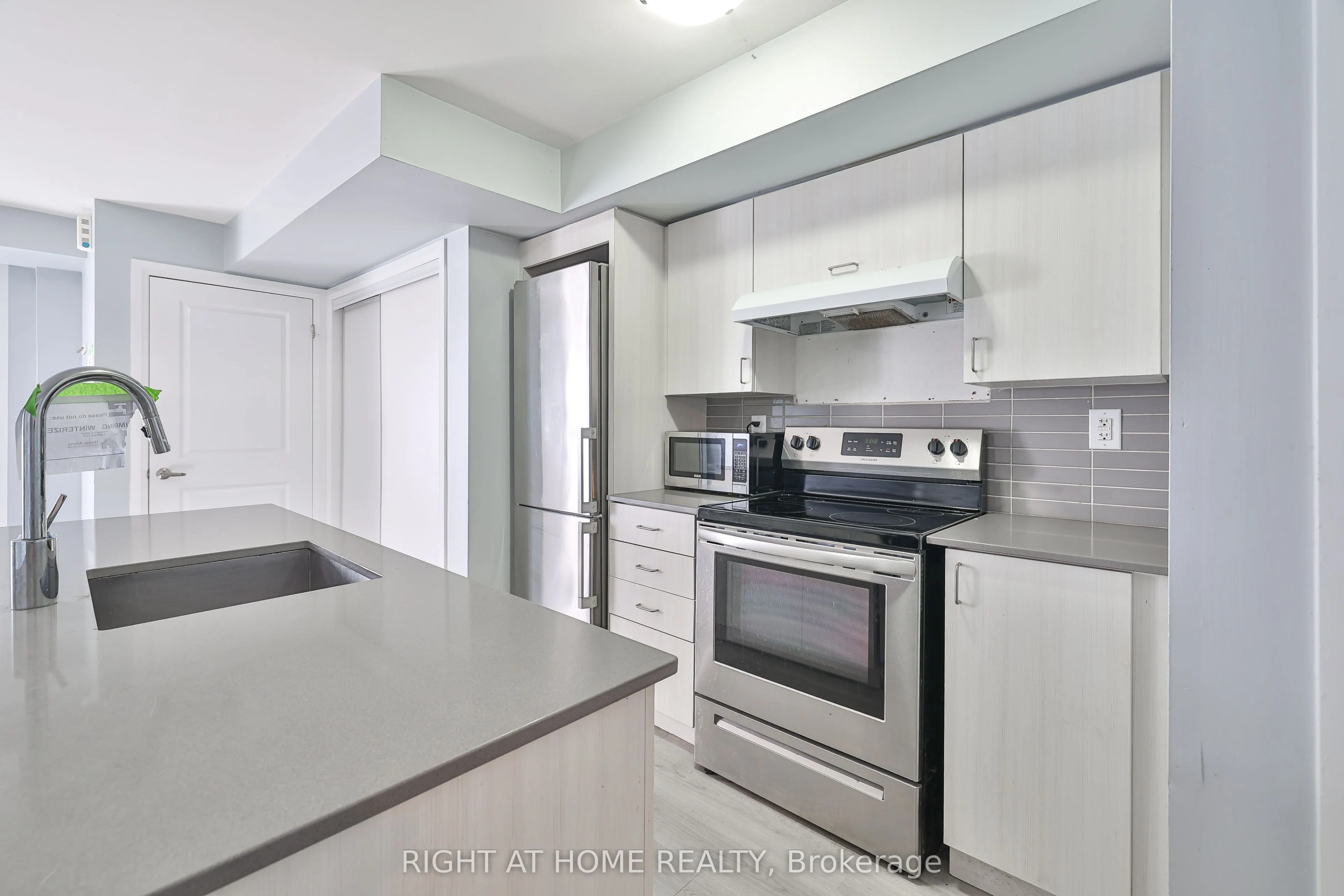 155 William Duncan Road #5