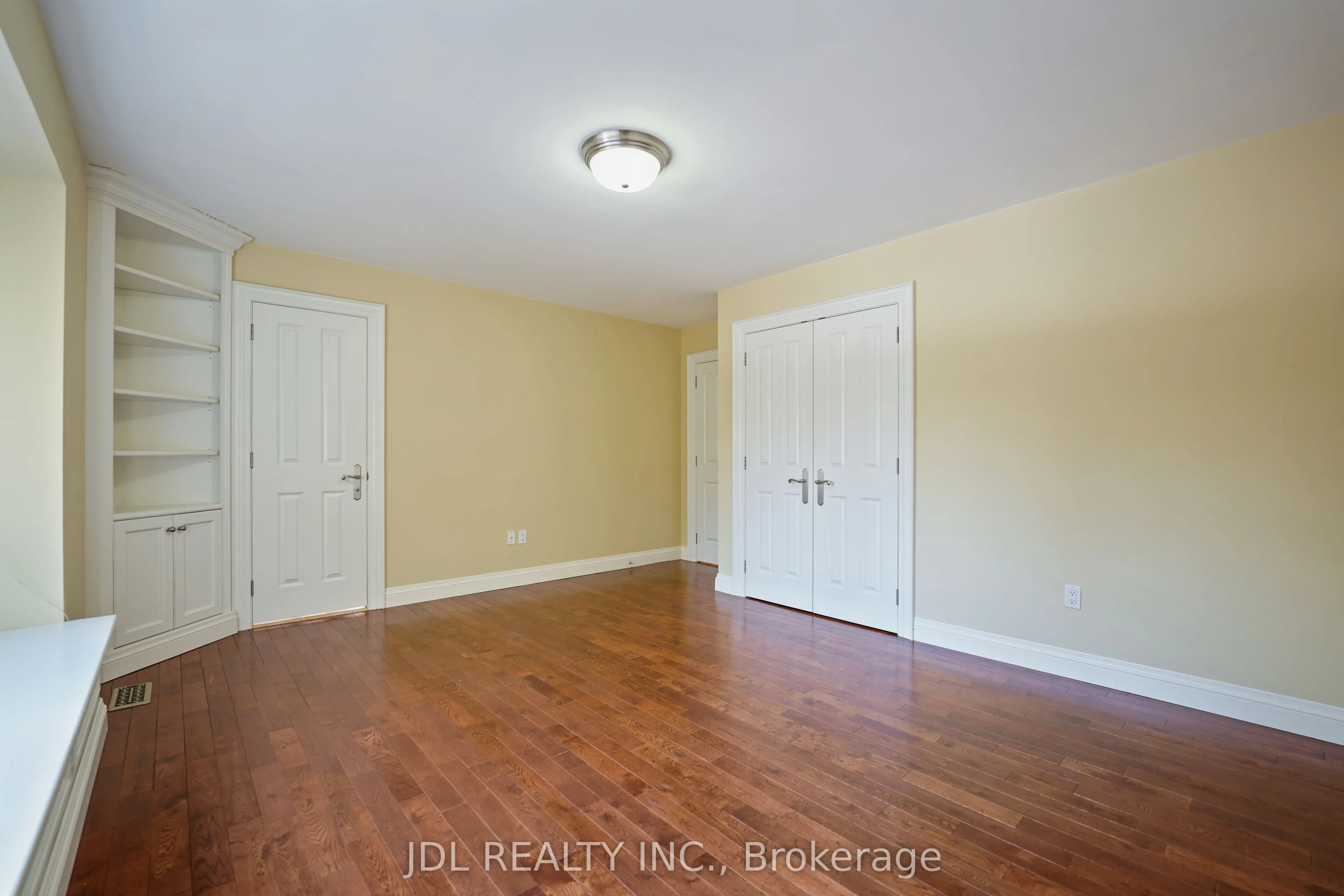 1283 Lindburgh Court