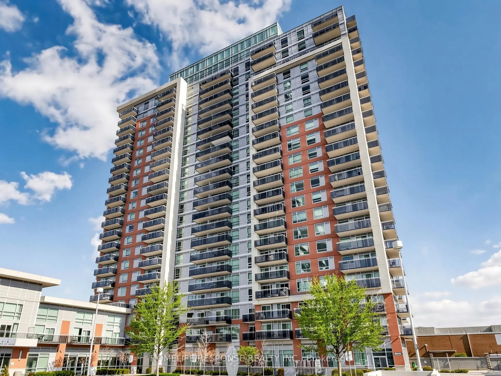 215 QUEEN Street E #225