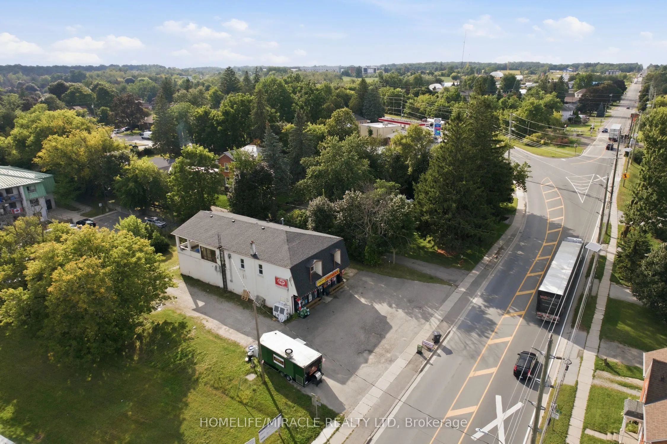 126 Main Street North