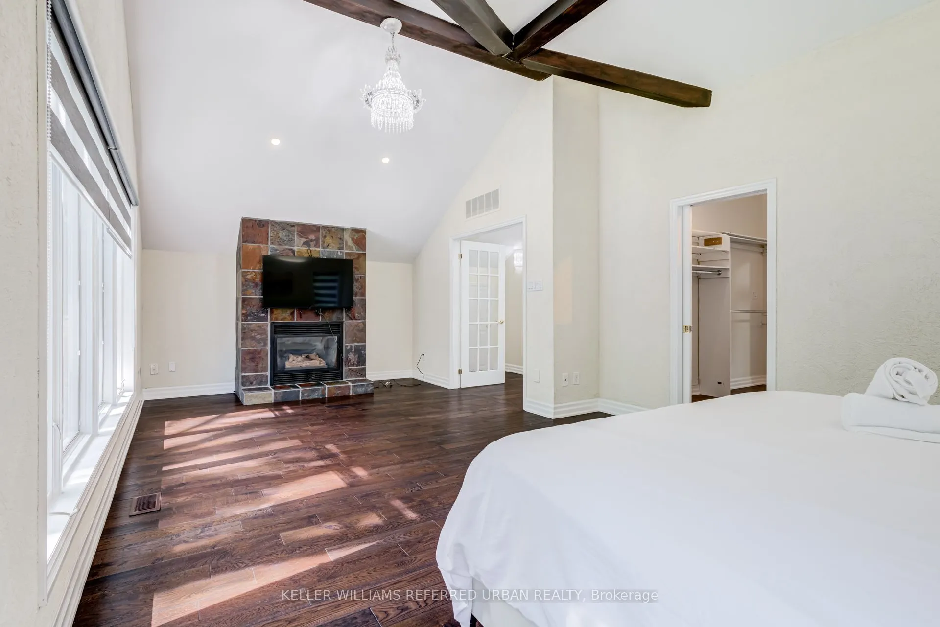 876 Parkland Avenue