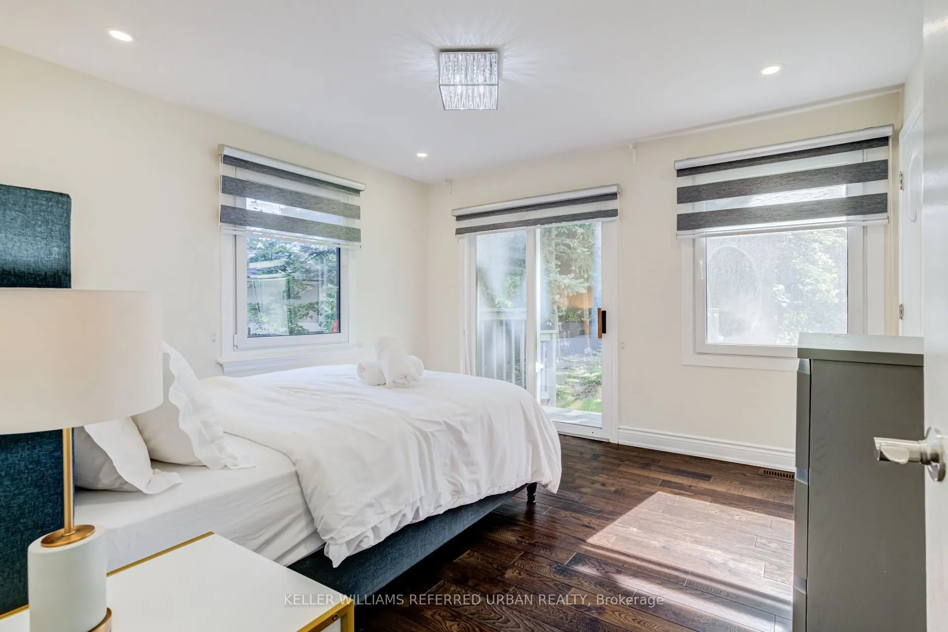 876 Parkland Avenue