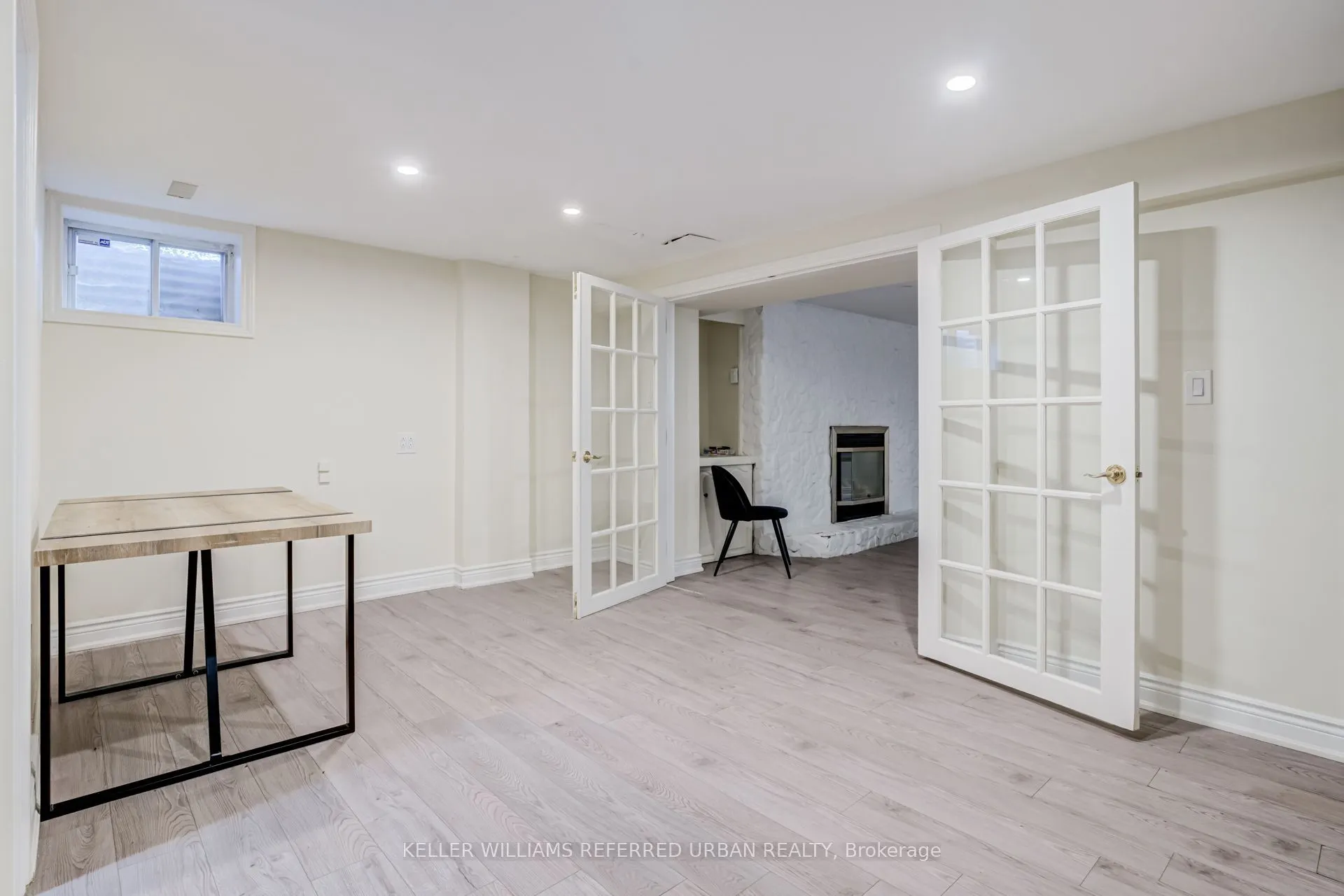 876 Parkland Avenue