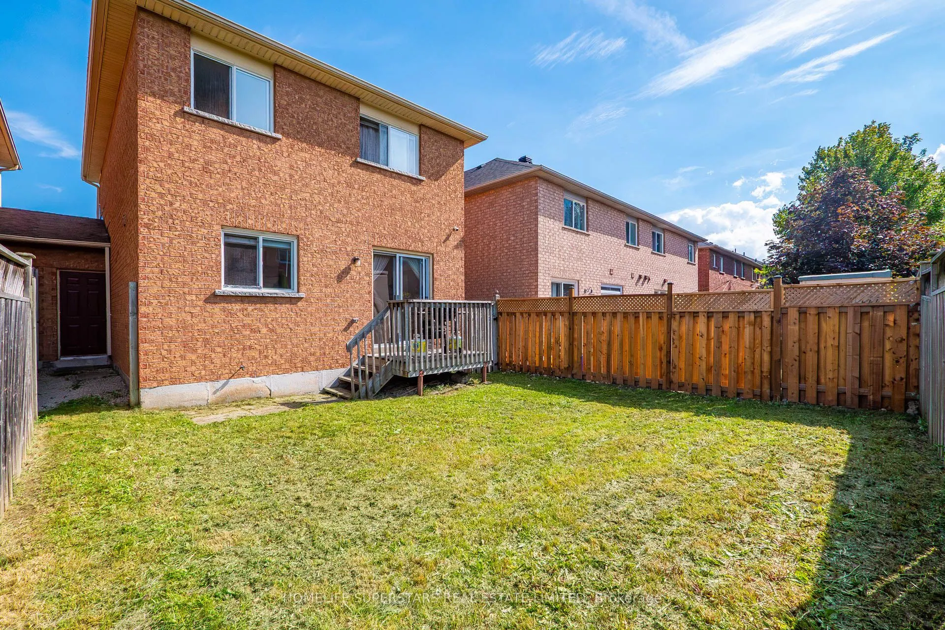 3257 Ridgeleigh Heights