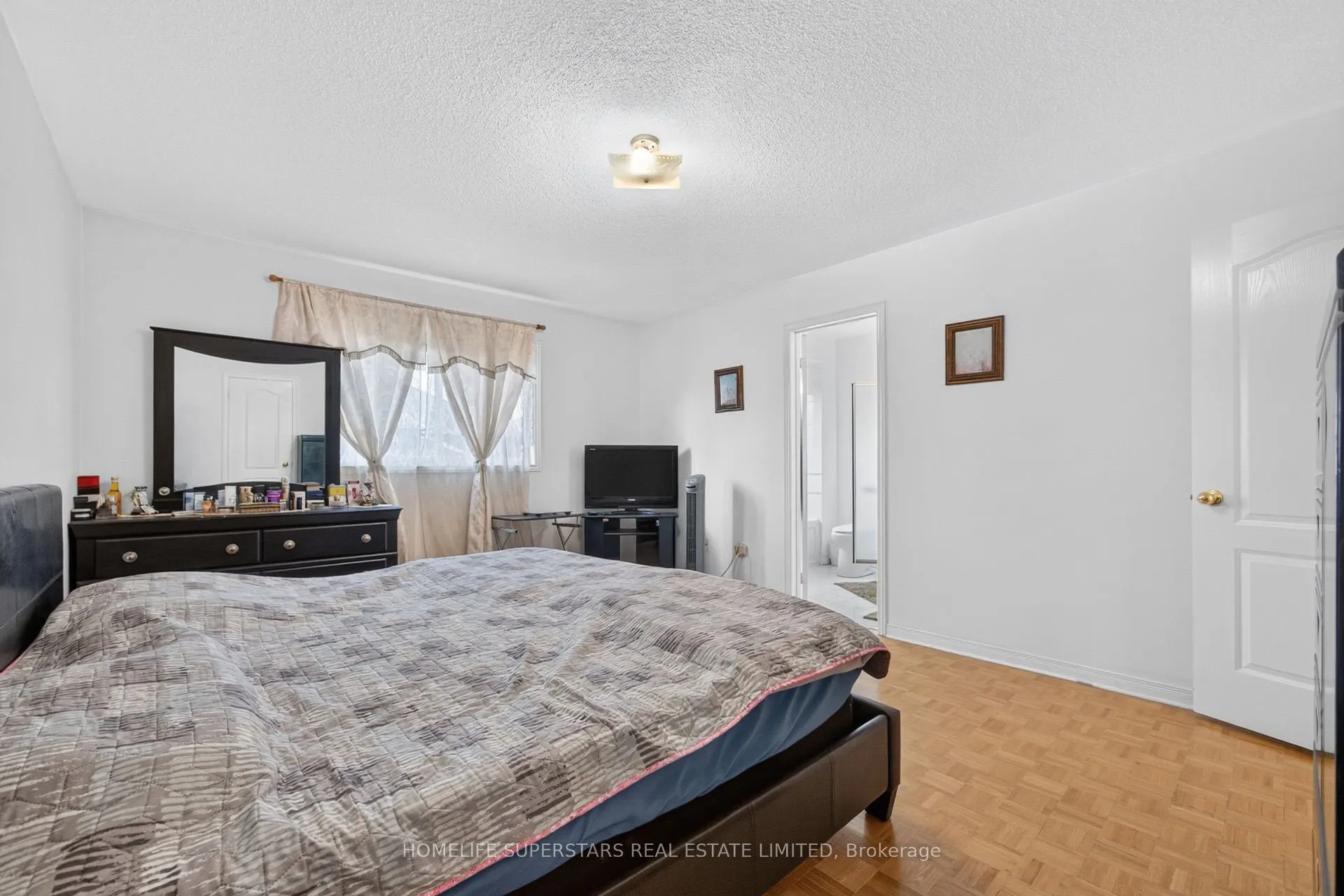 3257 Ridgeleigh Heights