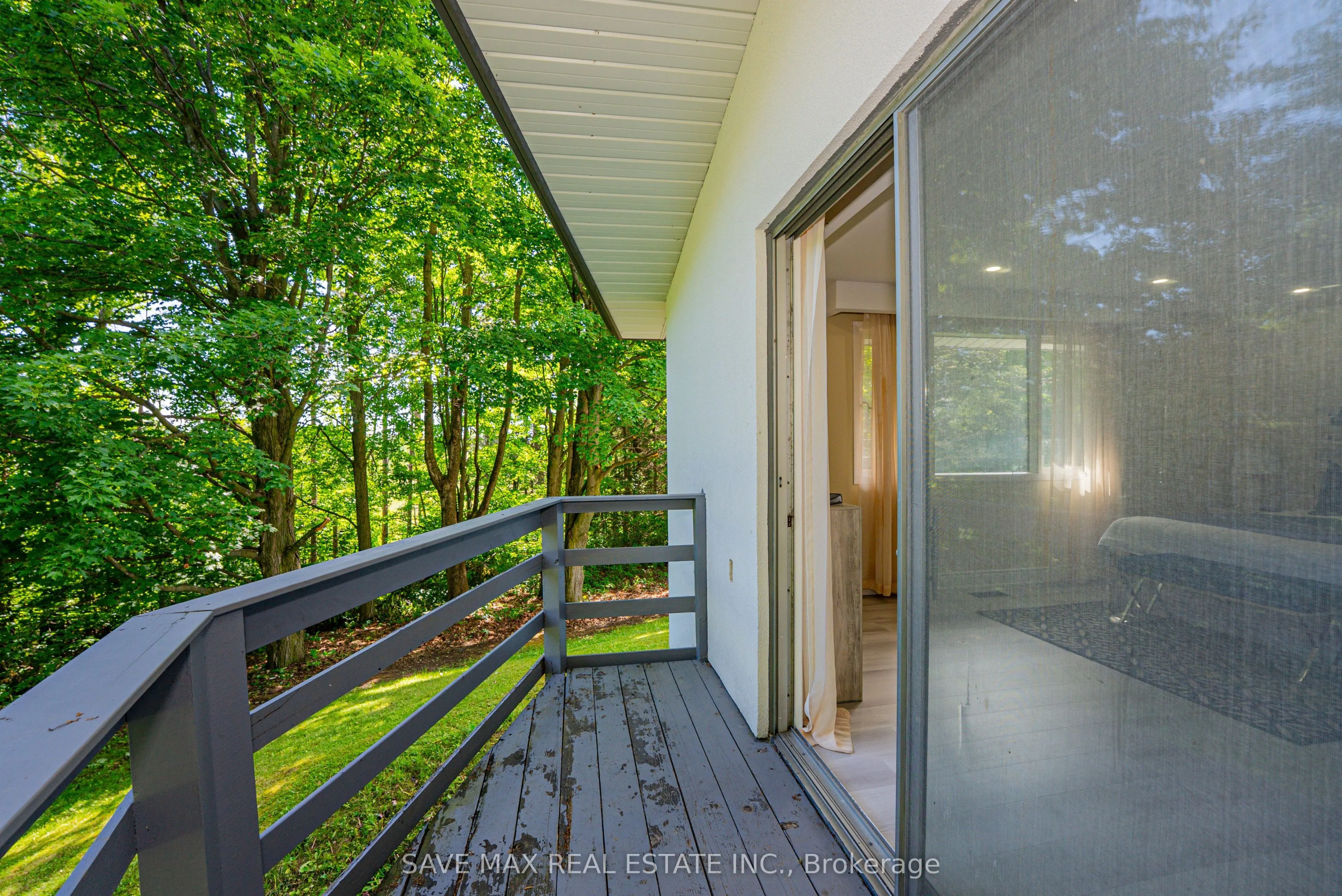 5812 Beech Grove Side Road