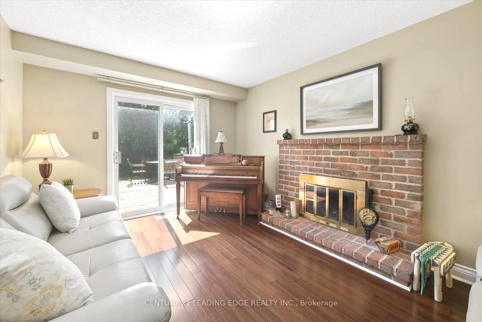 3074 Tours Road