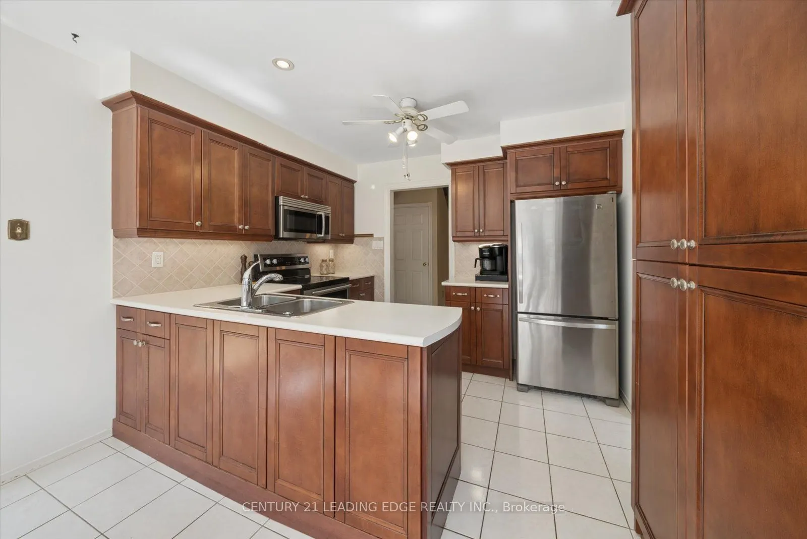 3074 Tours Road