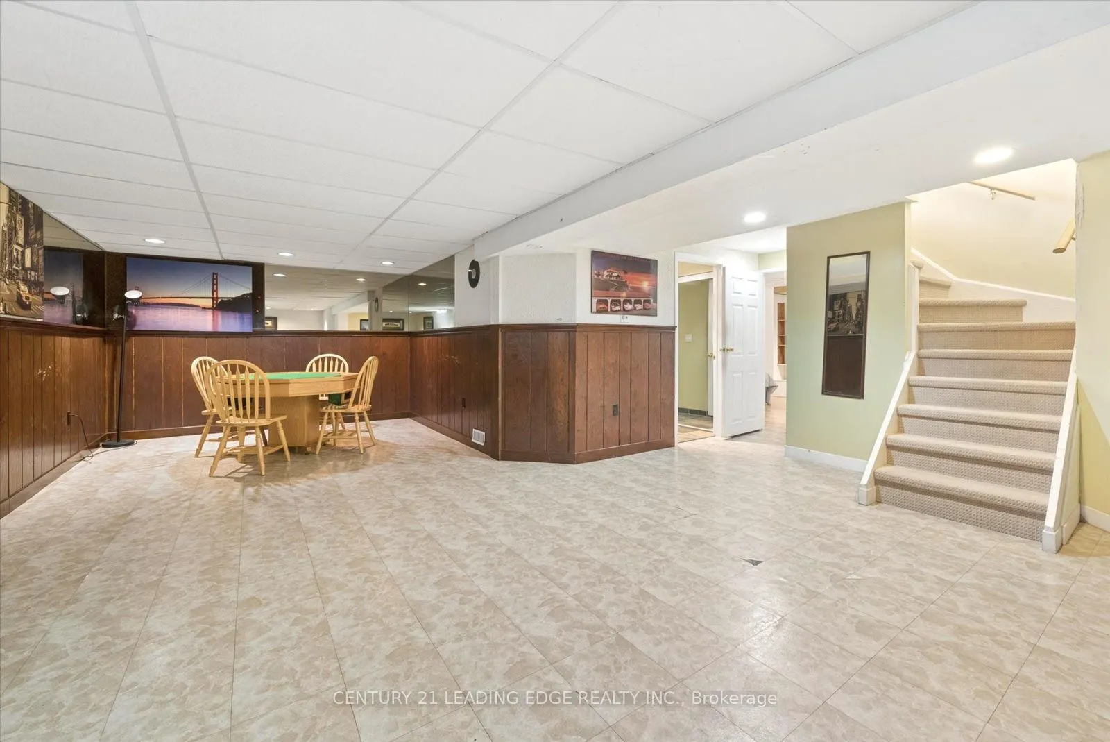 3074 Tours Road
